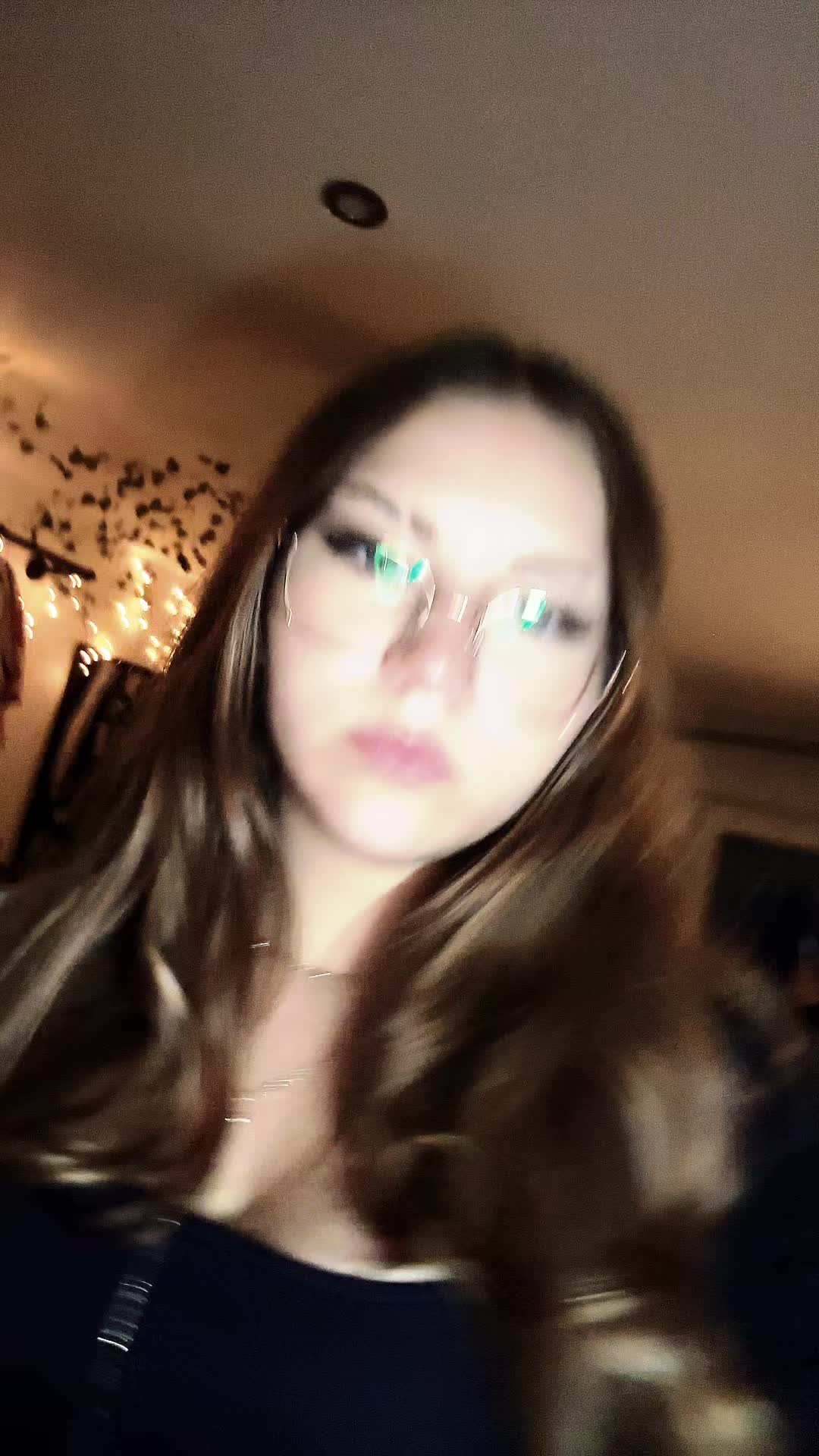 @ᴍᴇʟʟᴏ