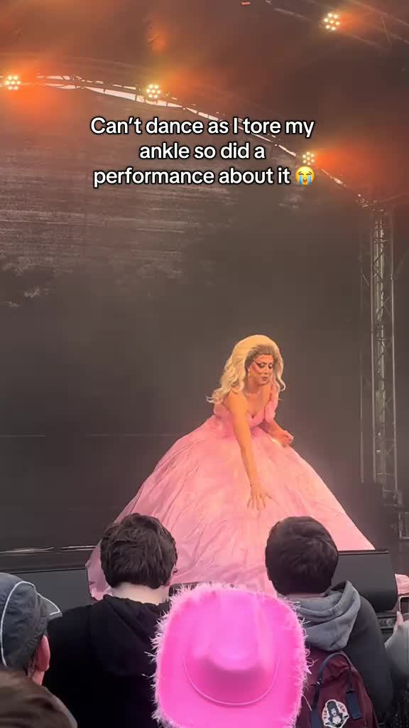 @Sophia stardust