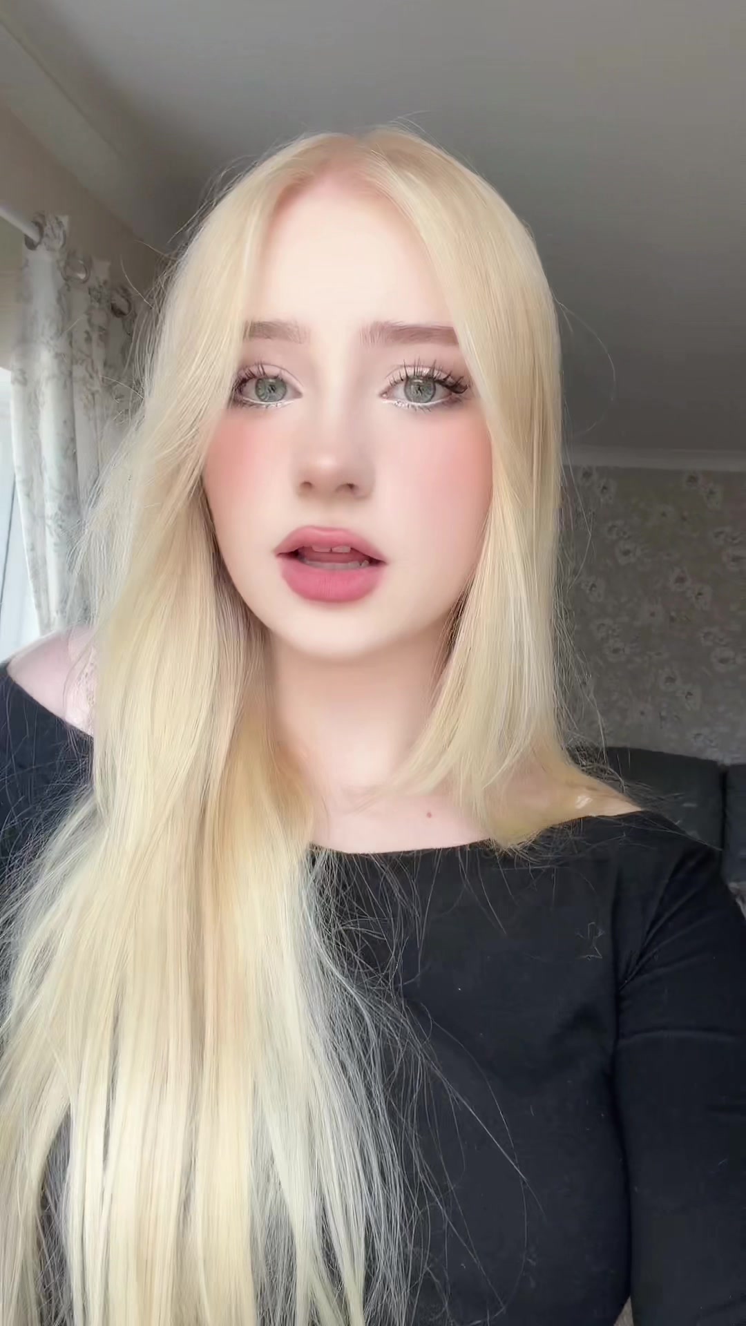 @Annabel Hughes 🦢🤍(mgmtbex)