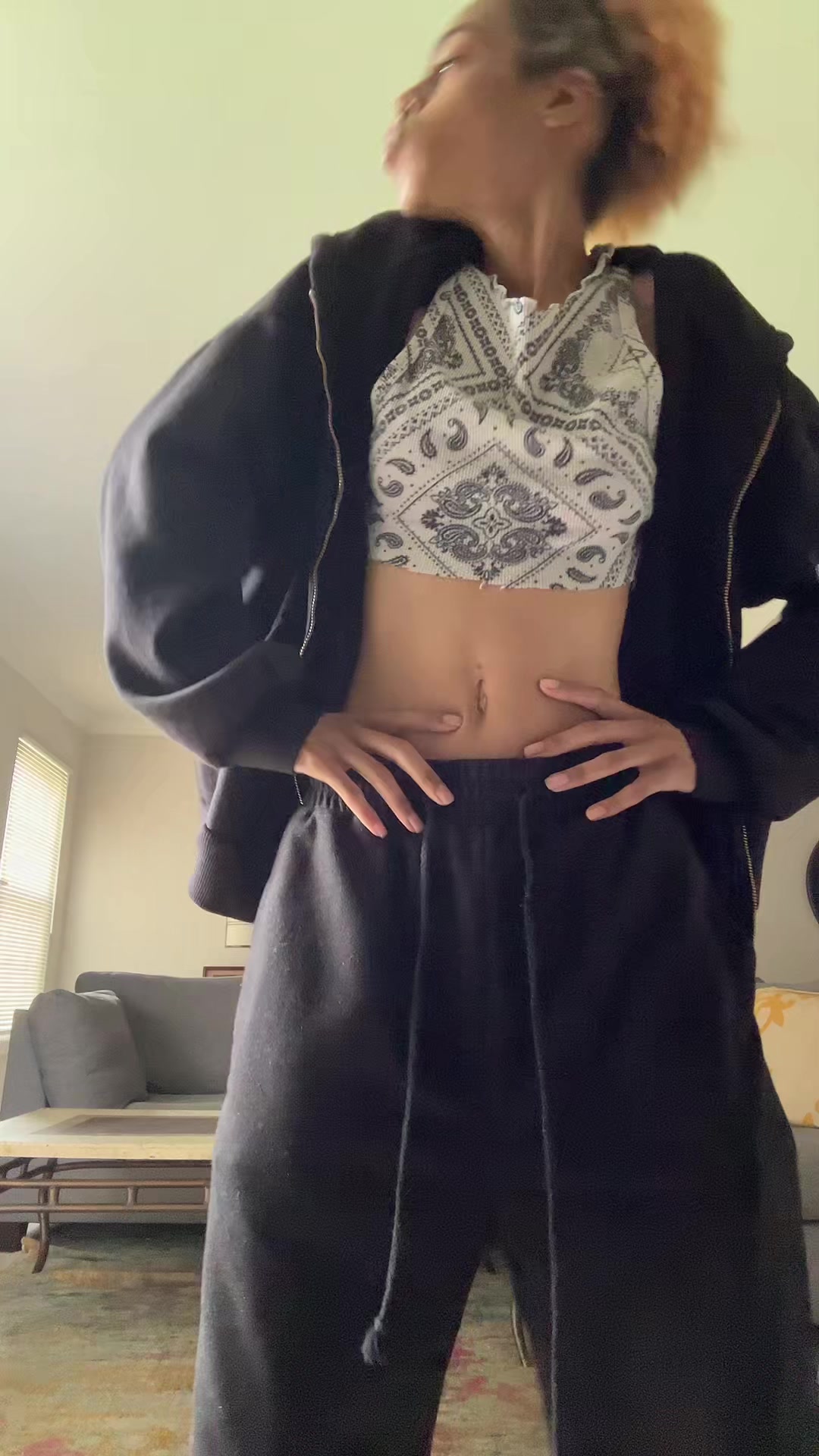 @nosmilingnini