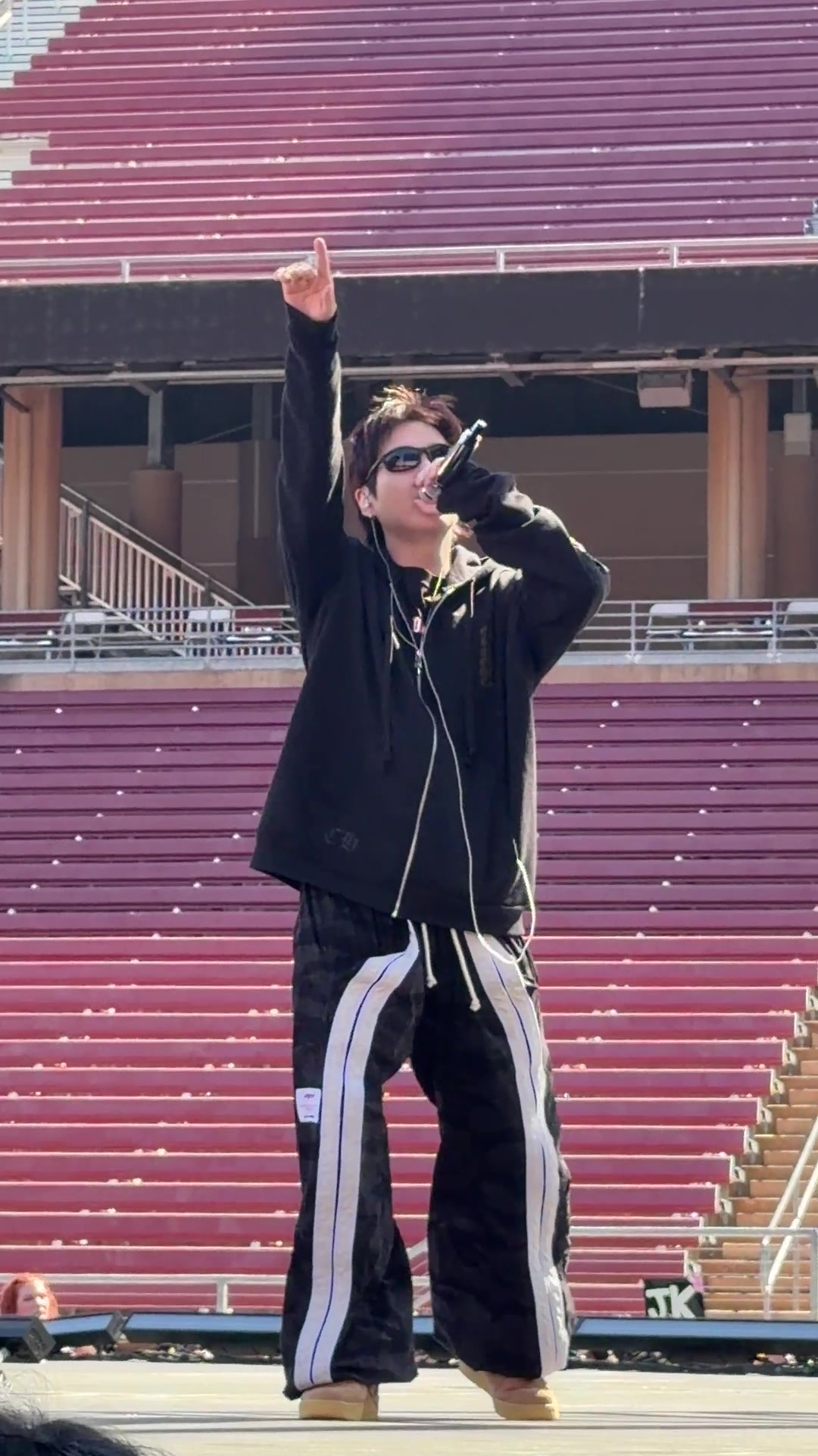 @JK