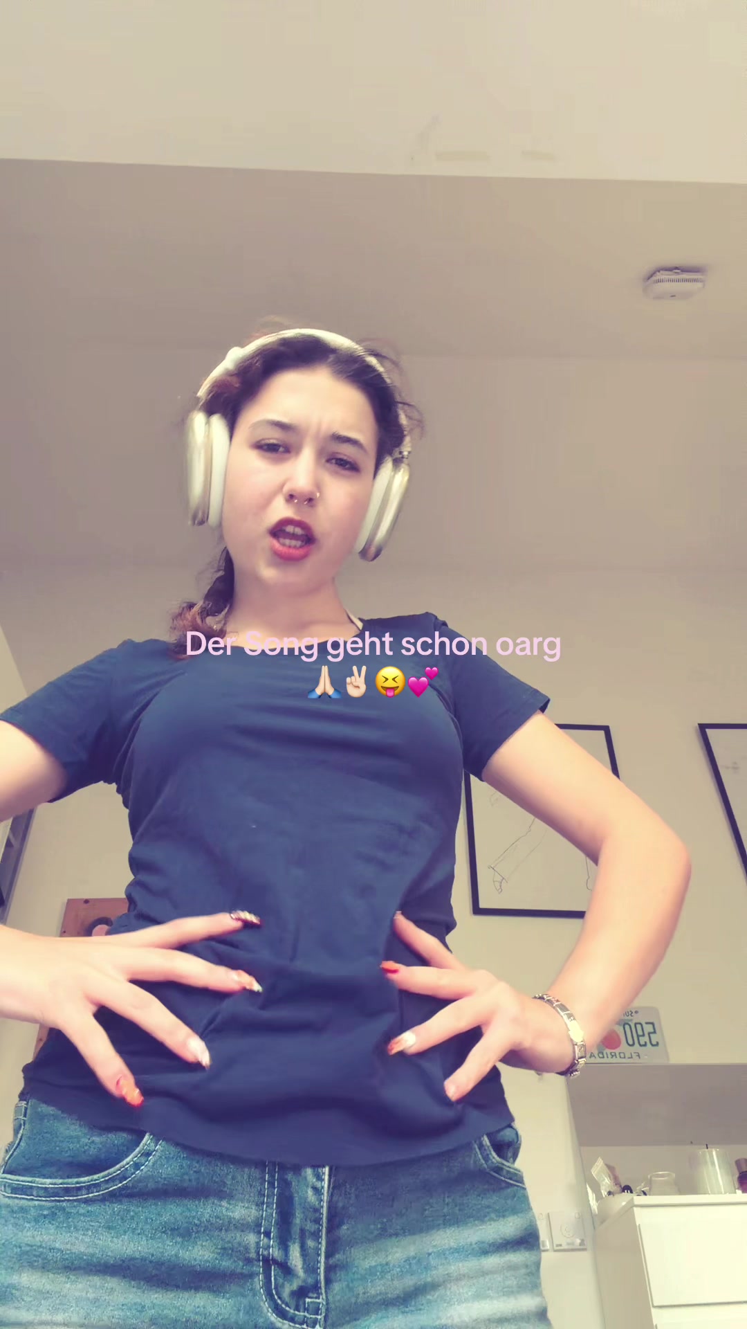 @Chiara๐