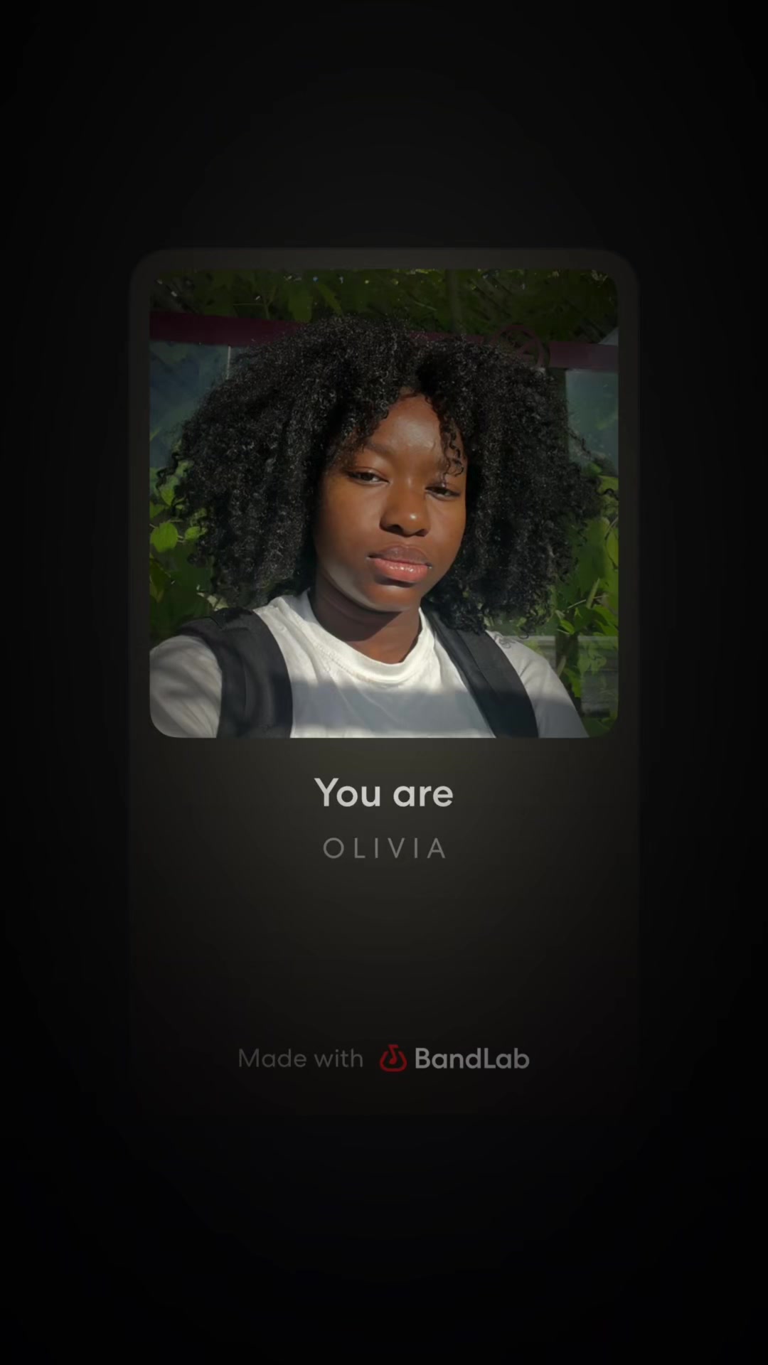 @O L I V I A