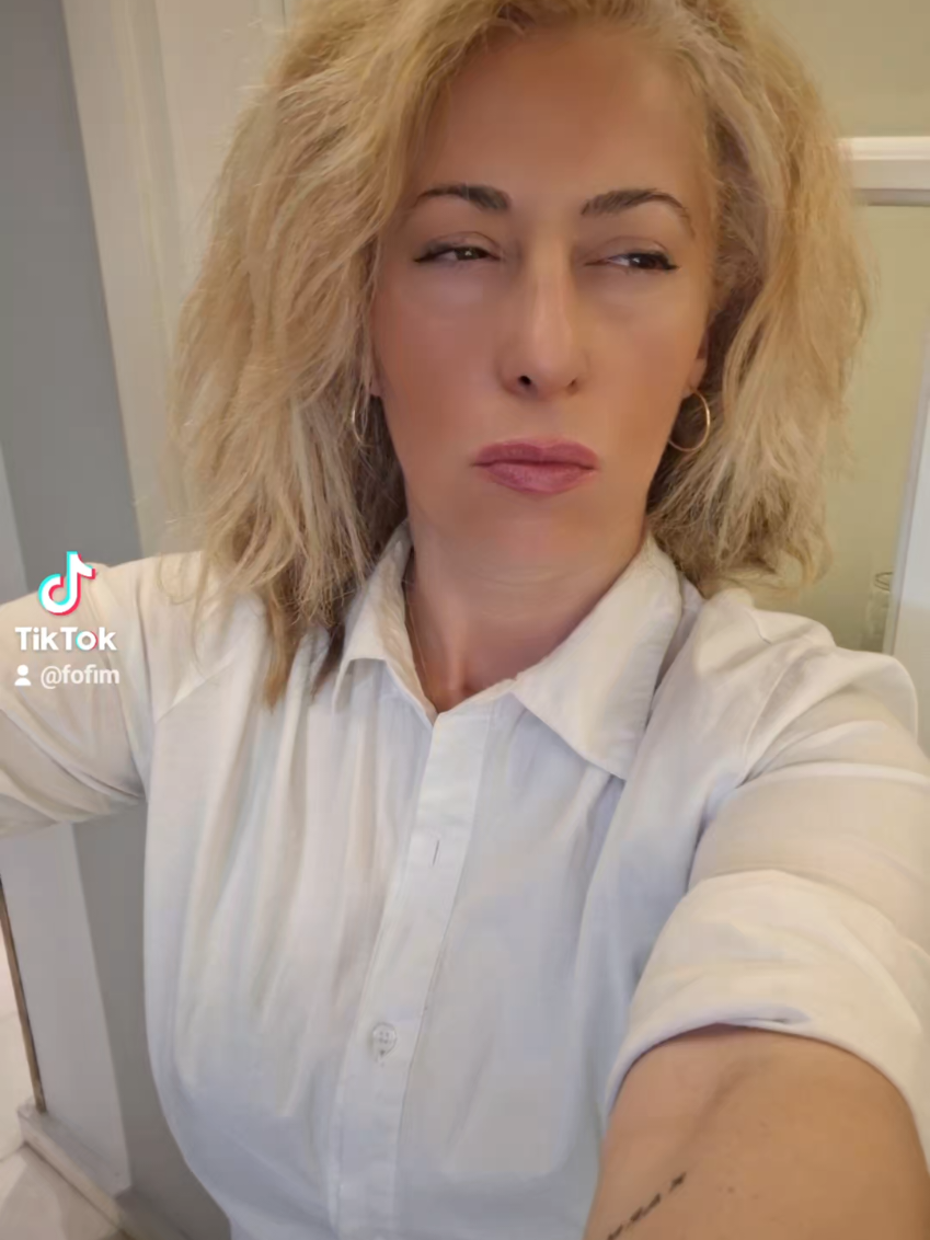 @𝙵𝚘𝚏𝚒 𝙵𝚘𝚏𝚒𝚔𝚘🍒