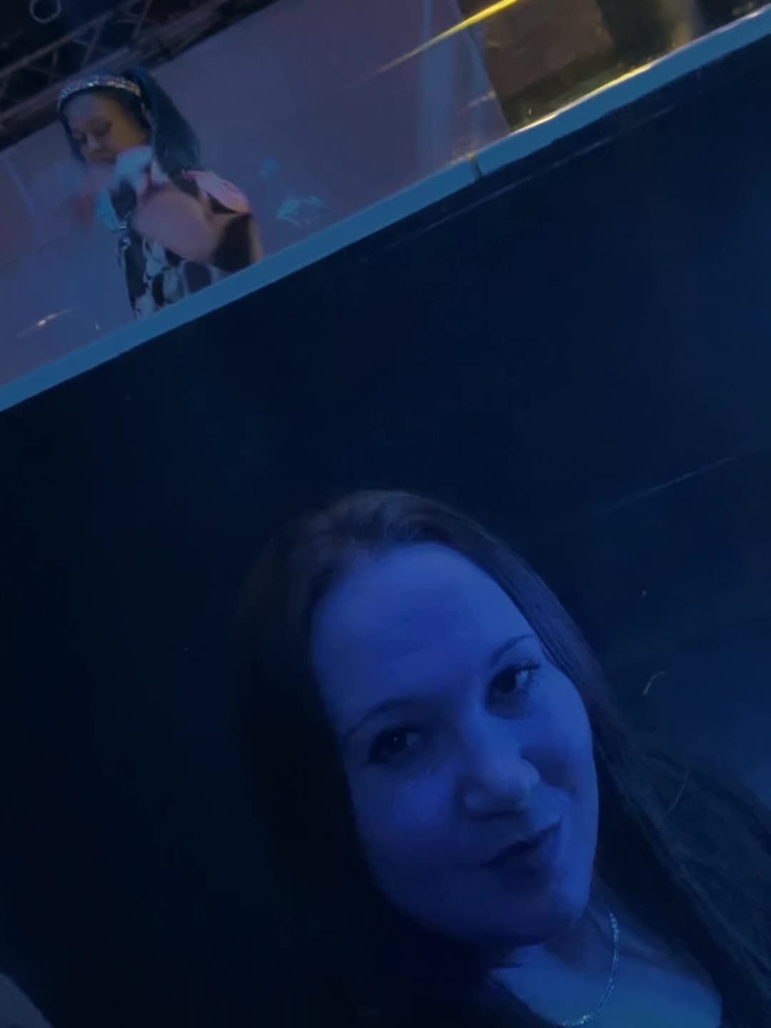 @Anii_🤗❤️