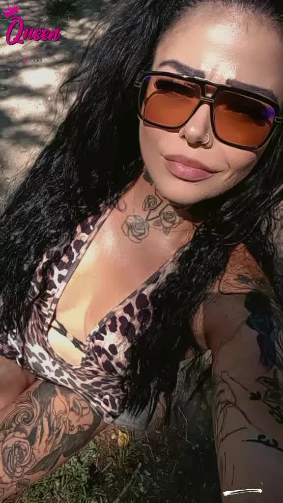 @HEL👑♥️
