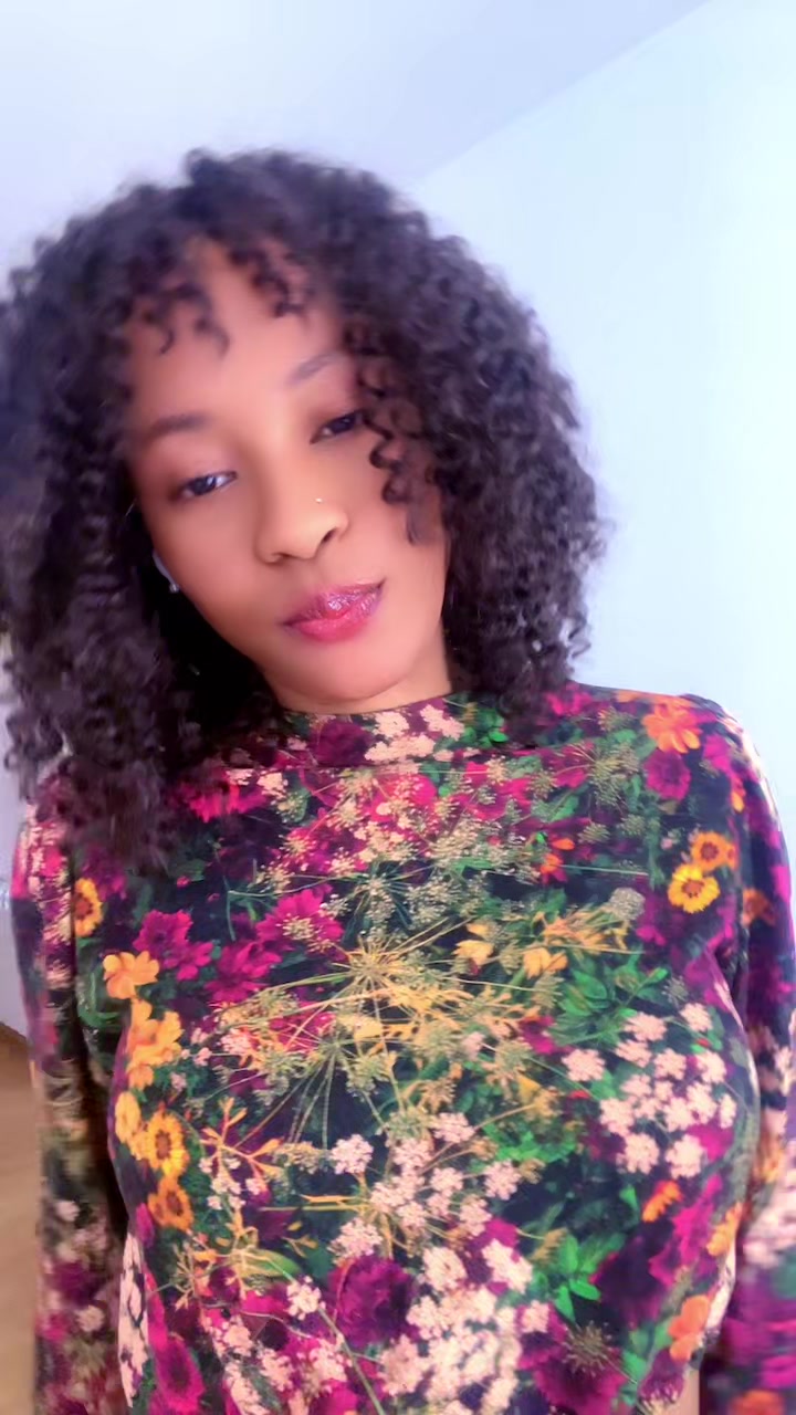 @Fatima 💚🩷🩵💜💙🧡