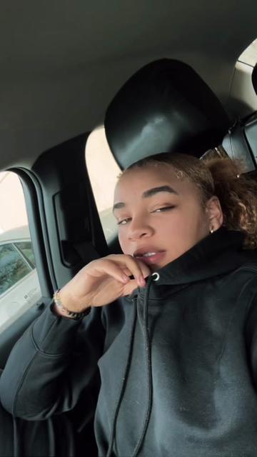 @reallyunkn0wn_