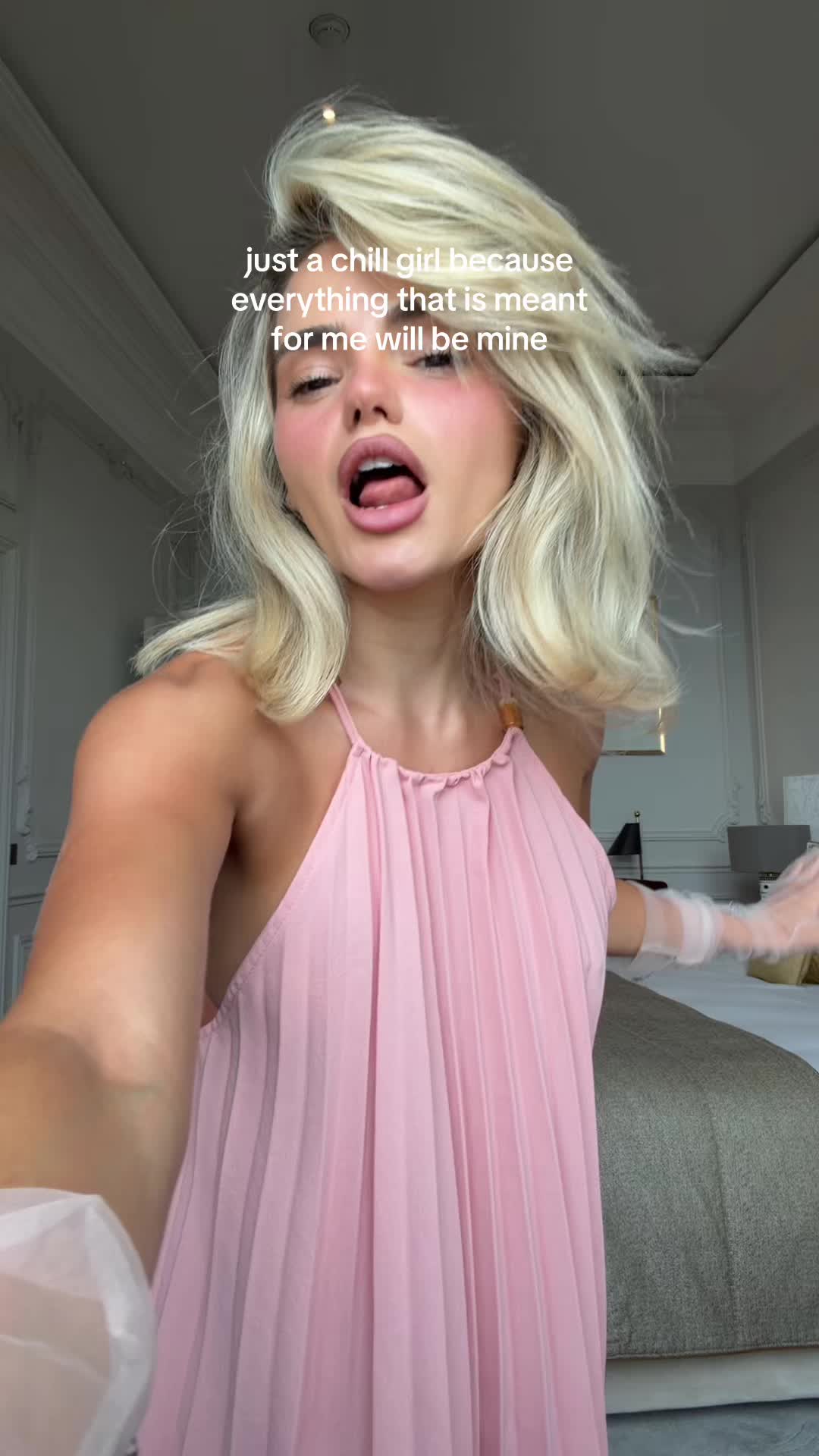 @AnaMarie