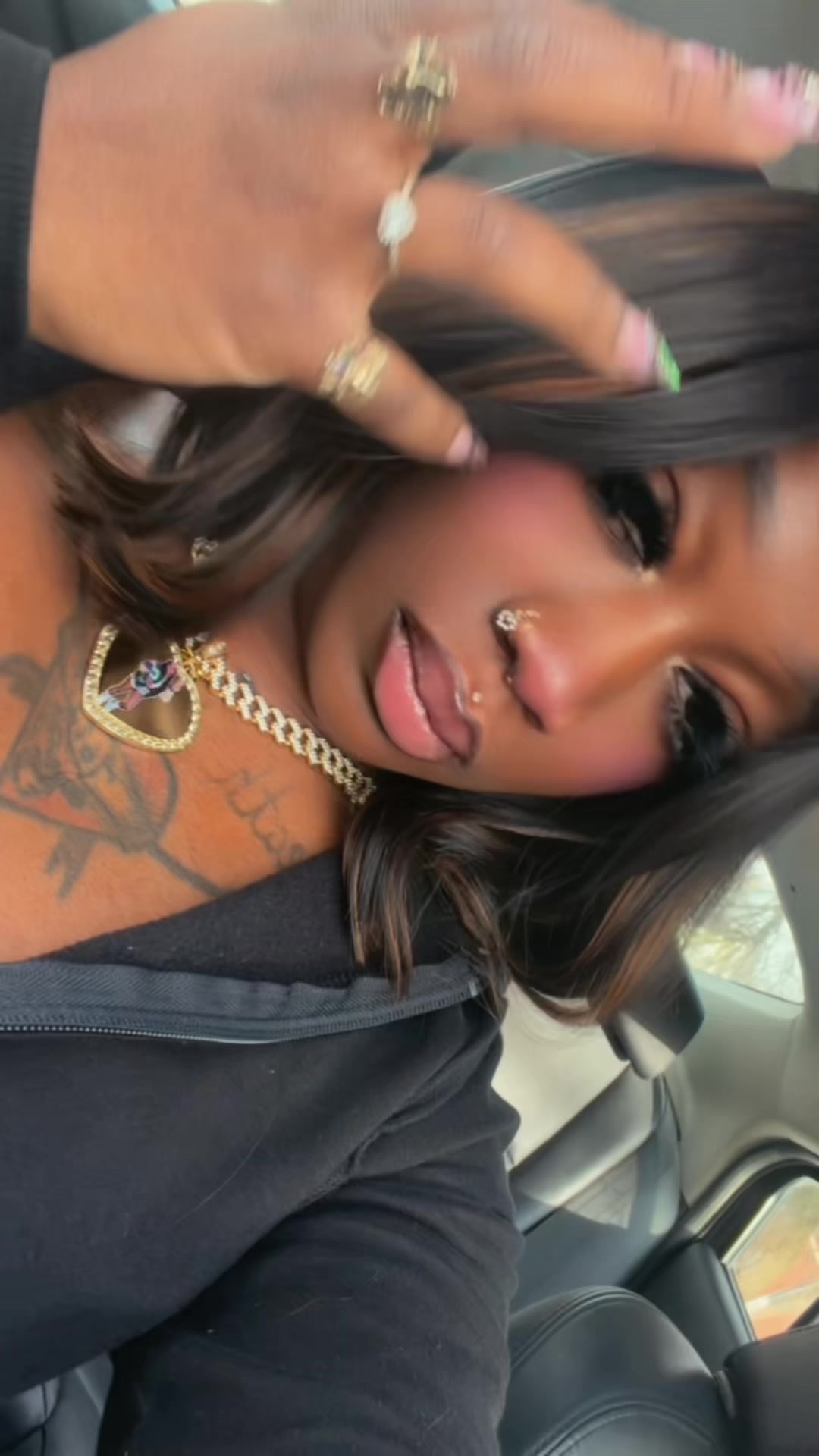 @Tiara Chelese ๐