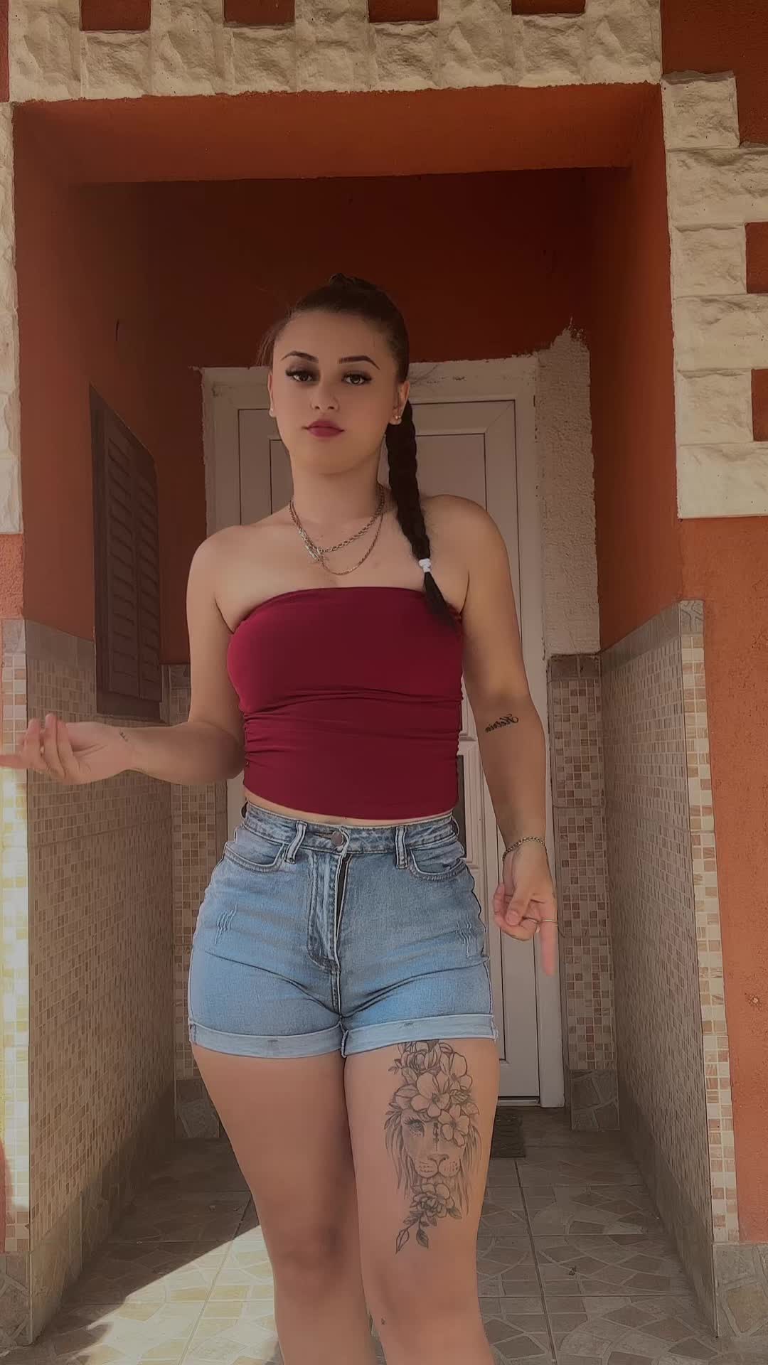 @M&oacute;nika🚬
