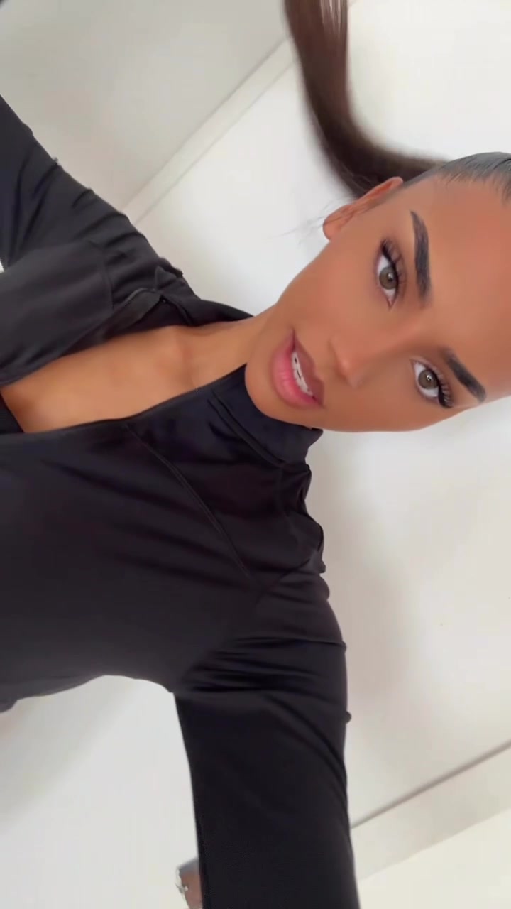 @nιnα