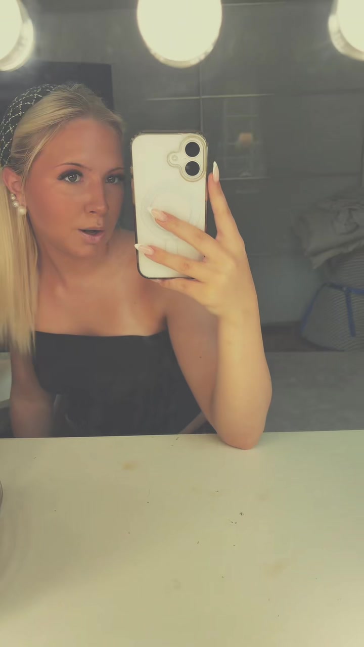 @𝒥𝒶𝓈𝓂𝒾𝓃ℯ🥂