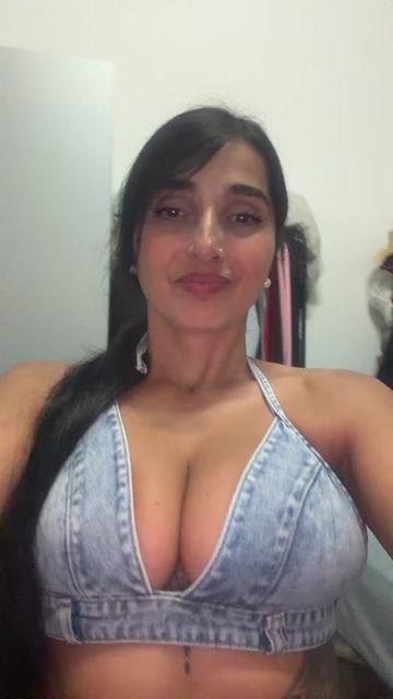 @Yasmina Morales