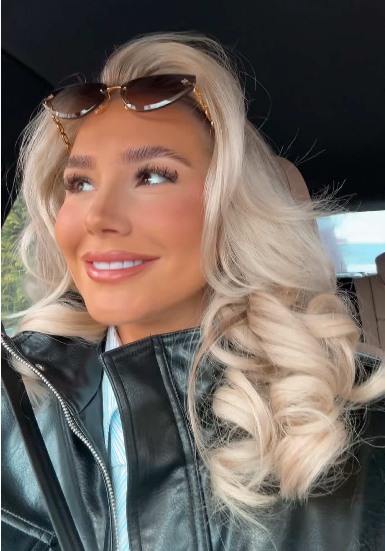 @𝐻𝒶𝓇𝓇𝒾𝑒𝓉 🦋