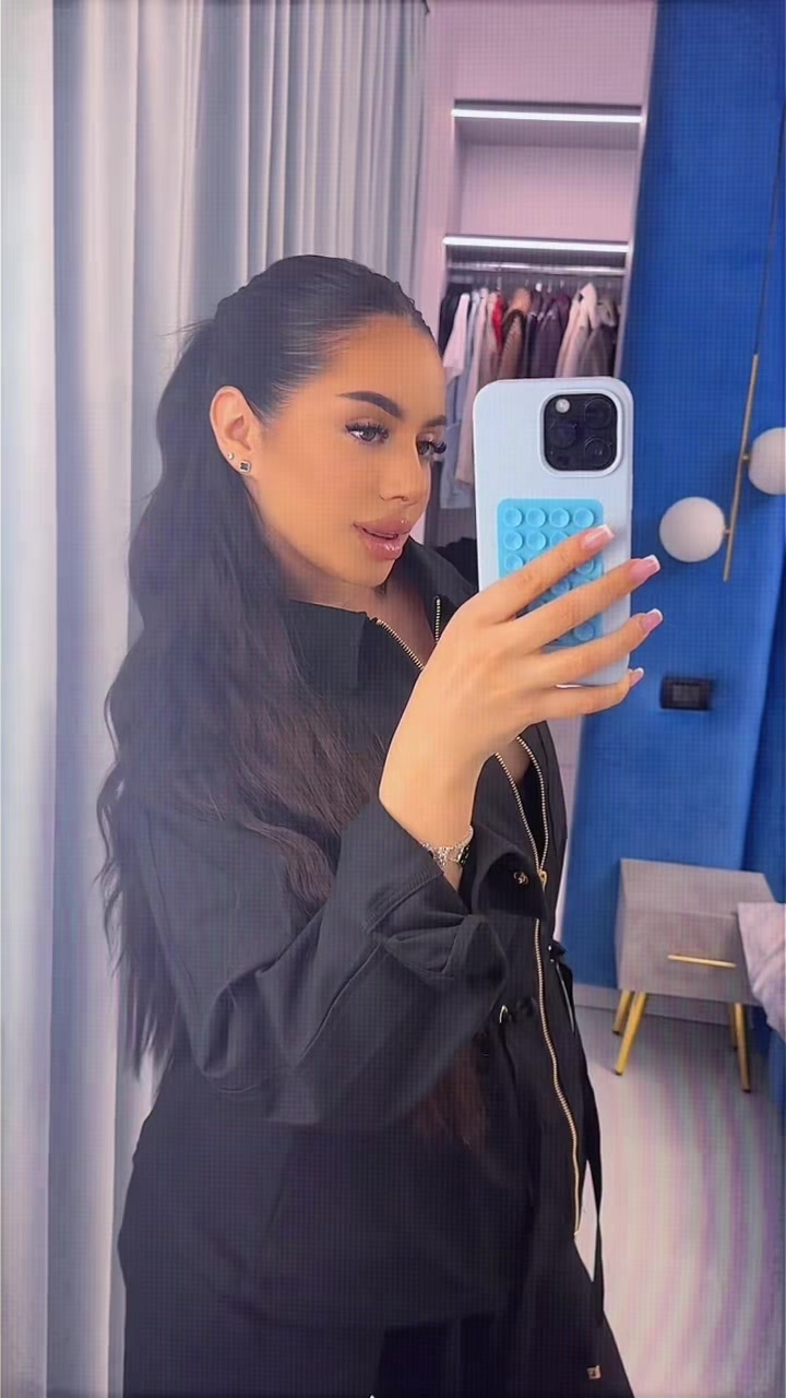 @eleniapk