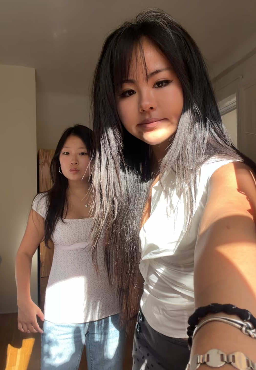 @Isabella