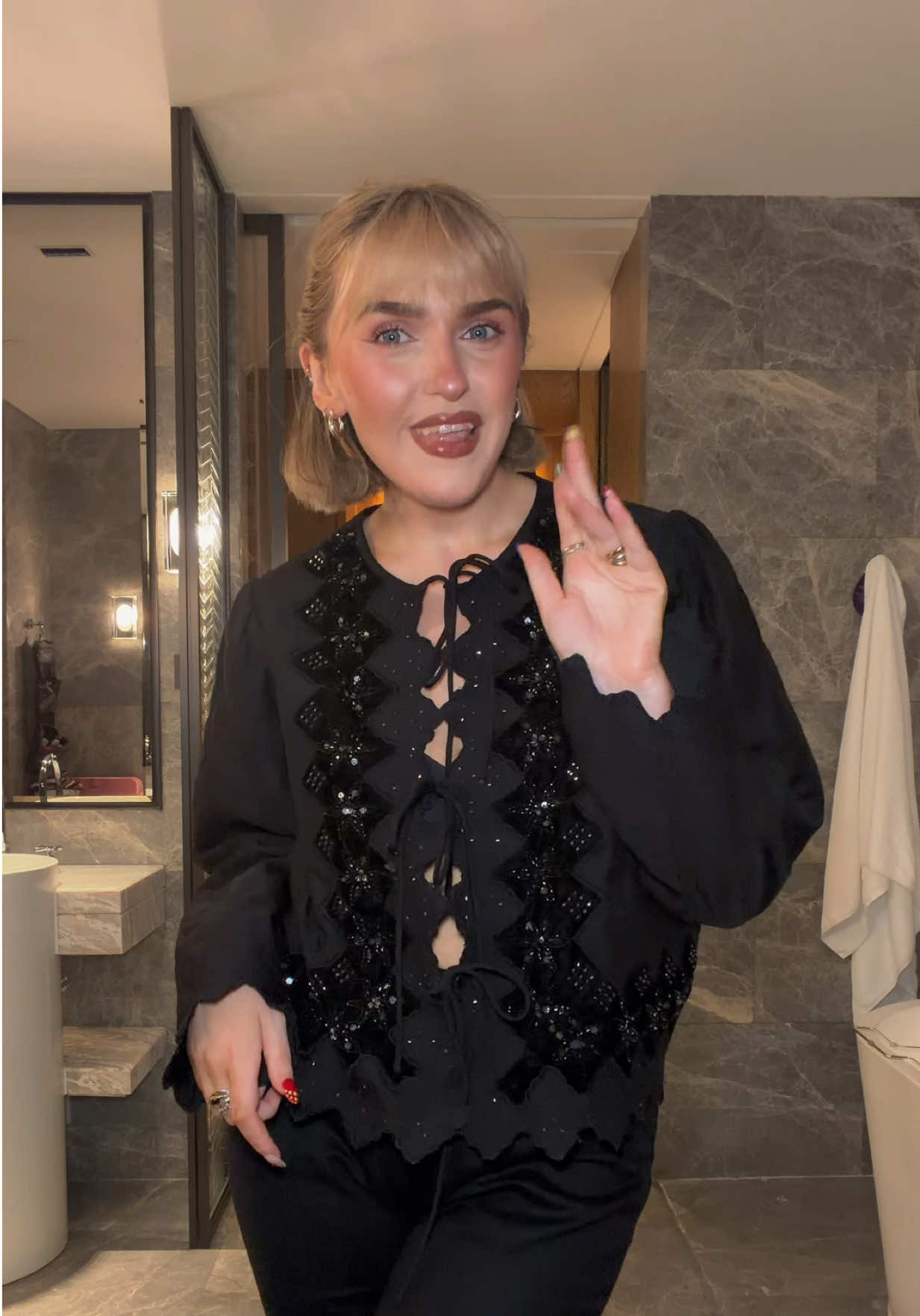 @rachrat_