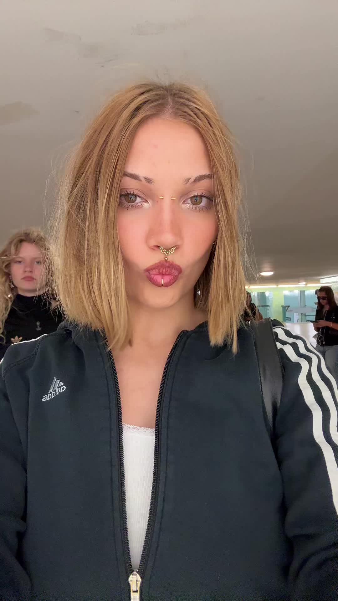 @JanaBanana