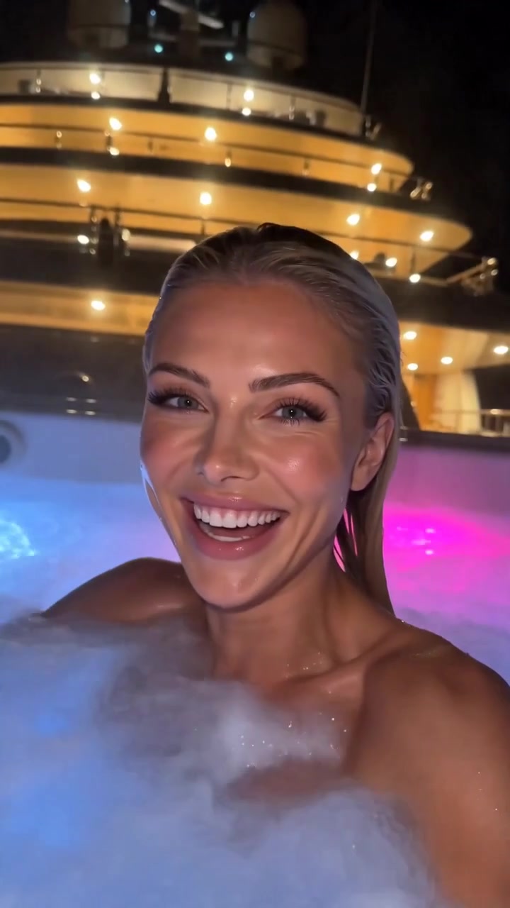@lacrudaverità