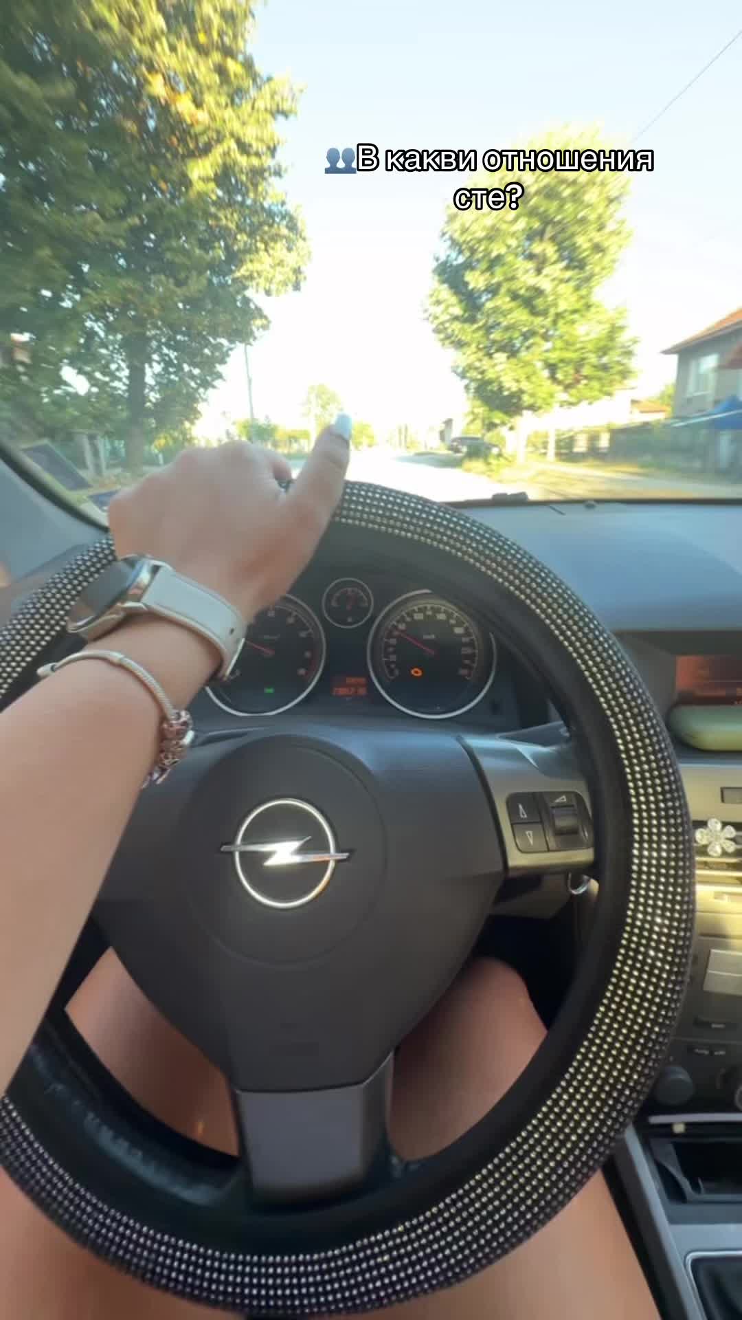 @MMM