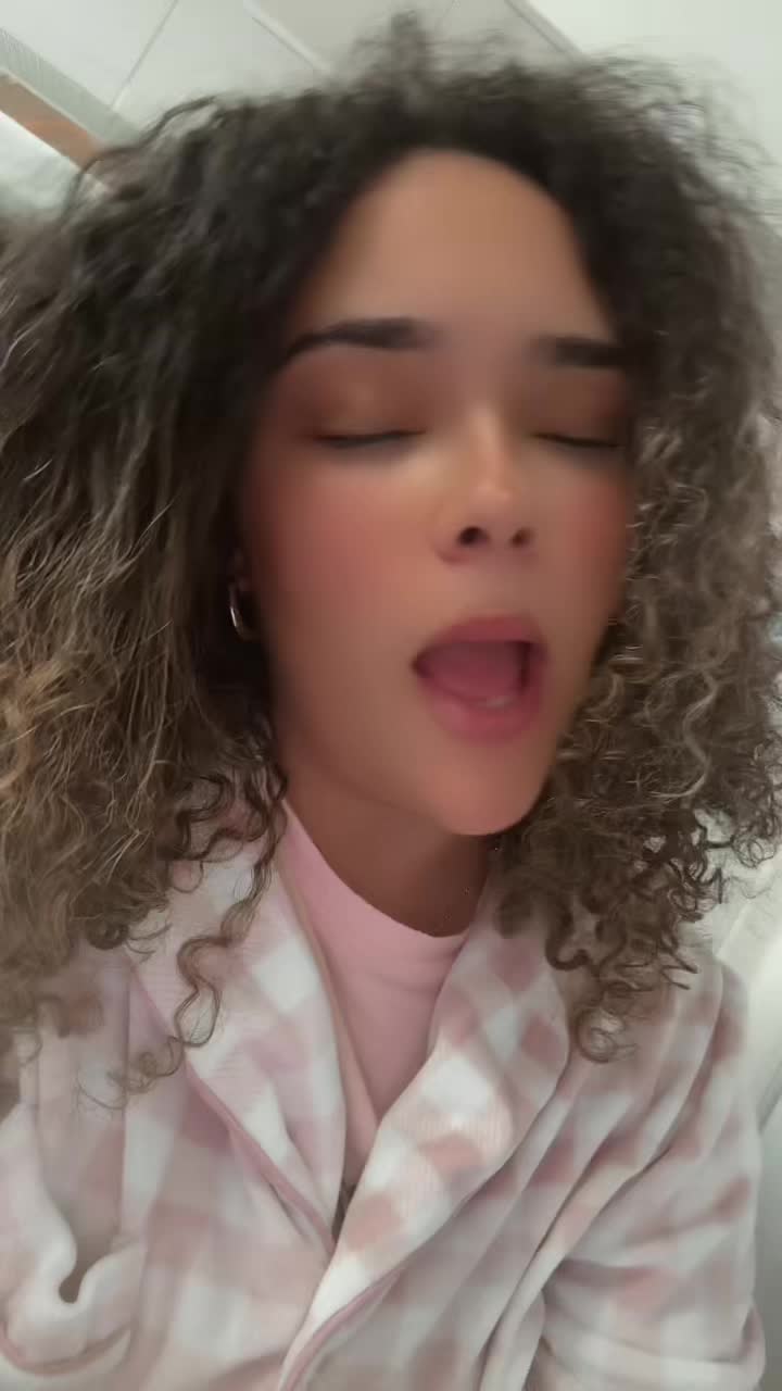 @𝘾𝙝𝙖𝙣𝙣𝙣🍒