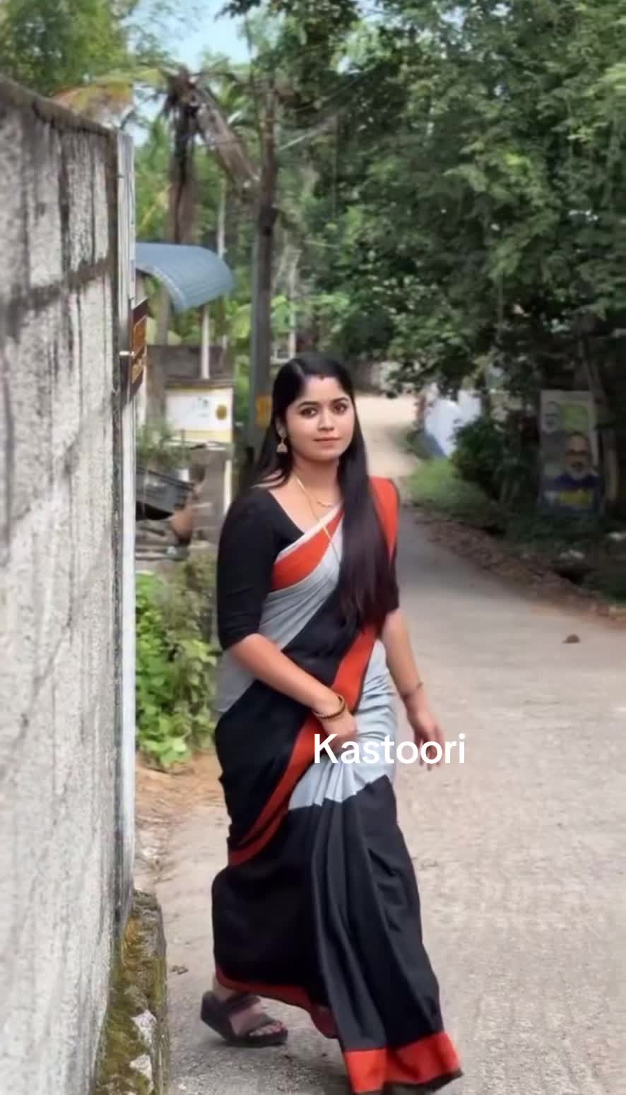 @கஸ்தூரி