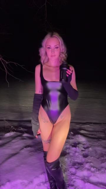 @Veronique