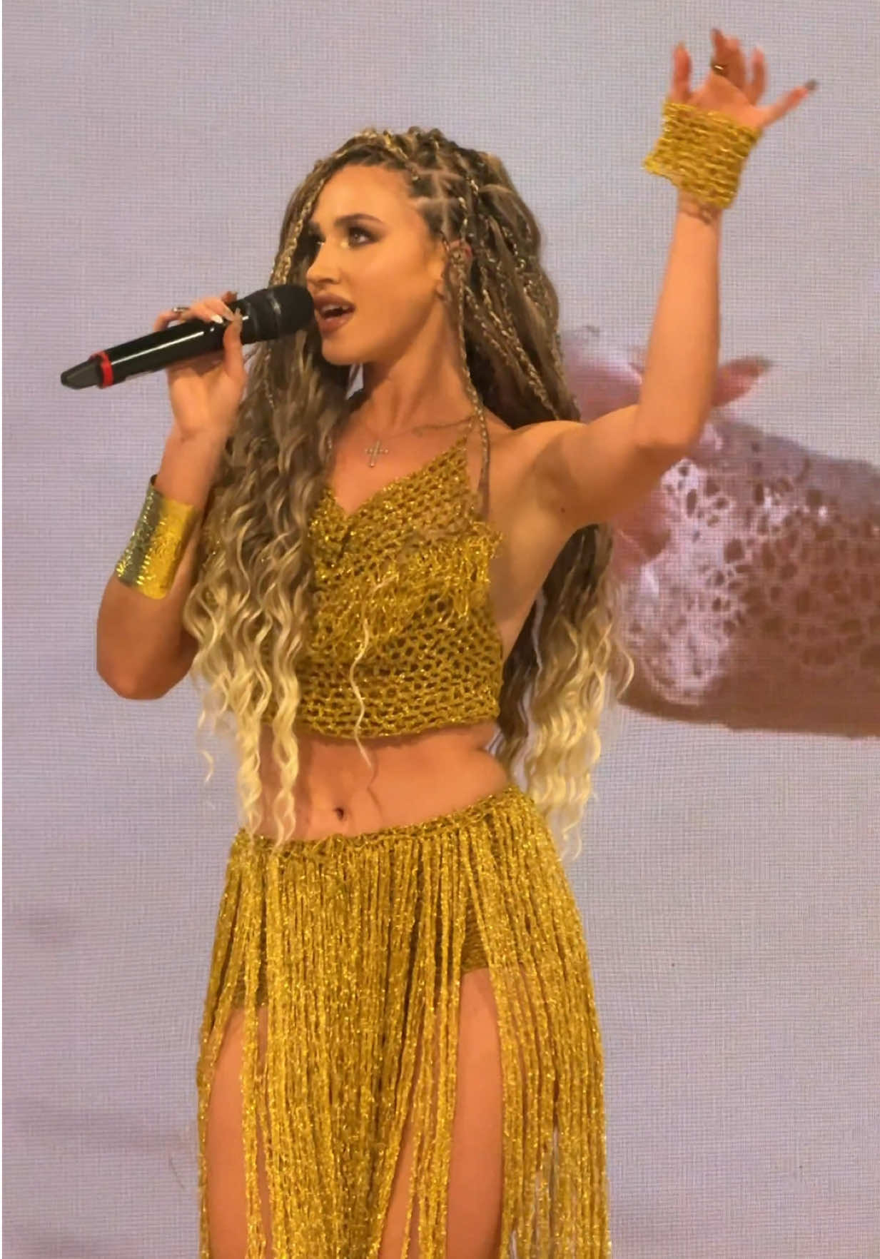 @ioanaignatofficial
