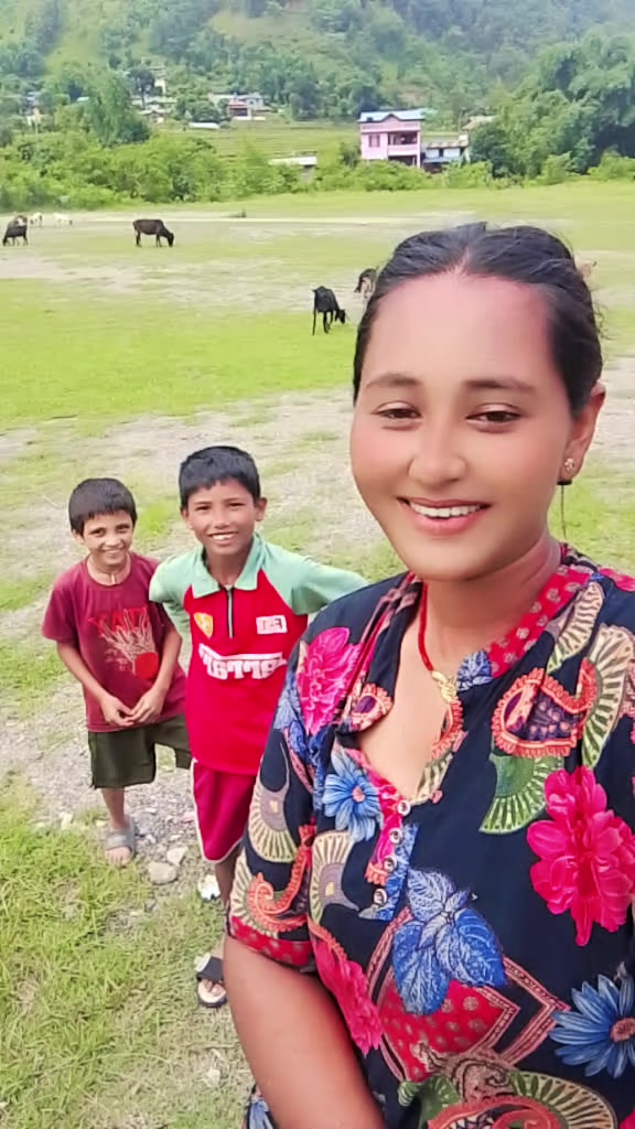 @दुर्गा थापा