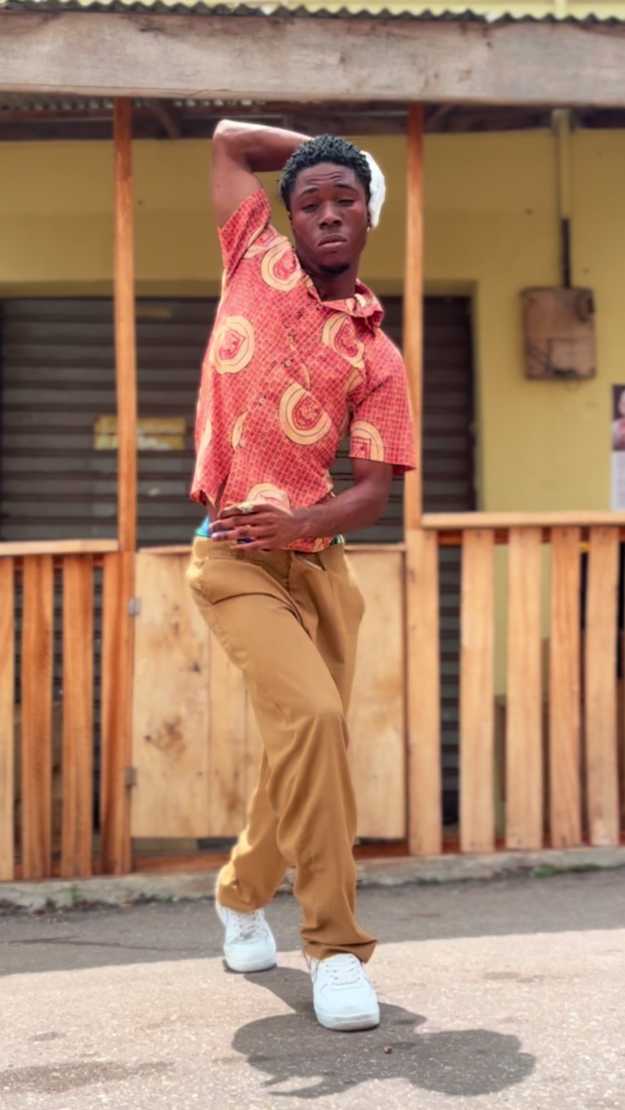 @๐ฆ
KTI DANCE HALL KING๐๐