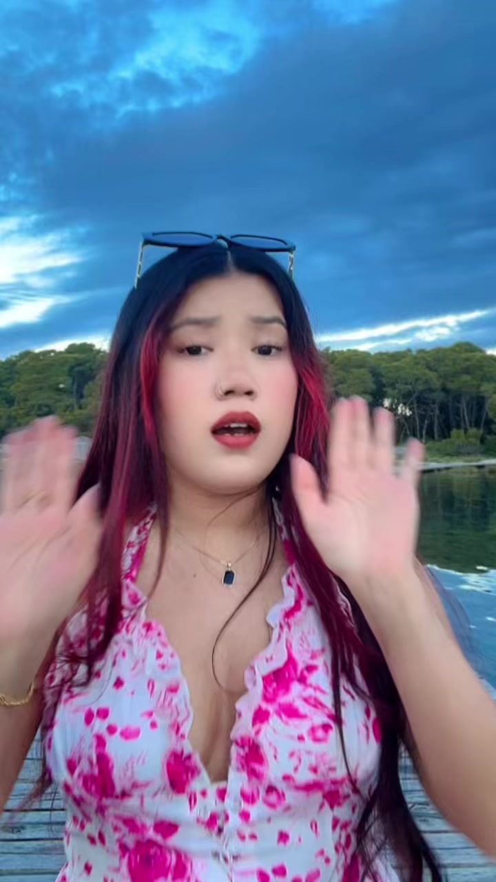 @Susmee Ťmz