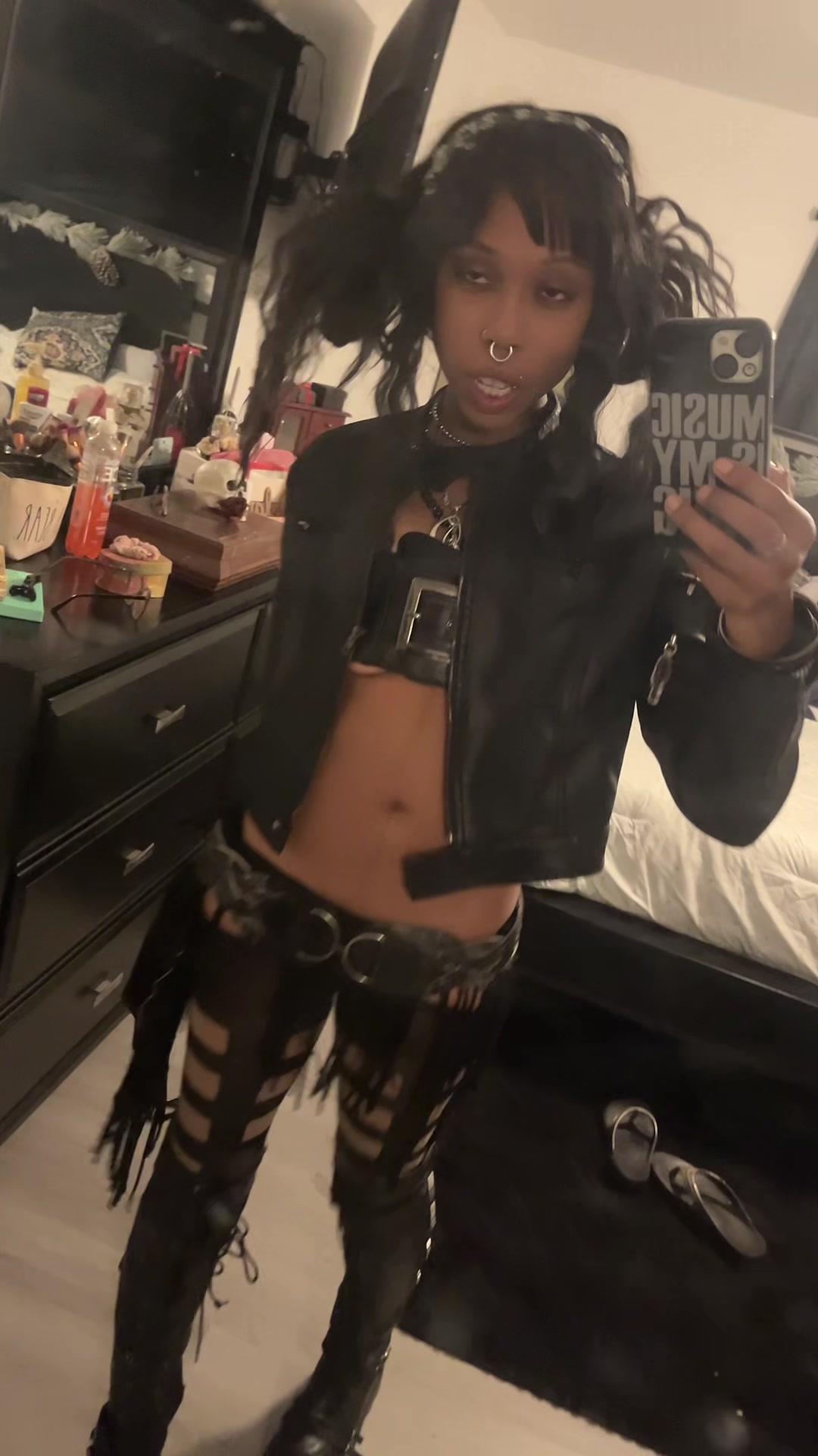@myownmiyari