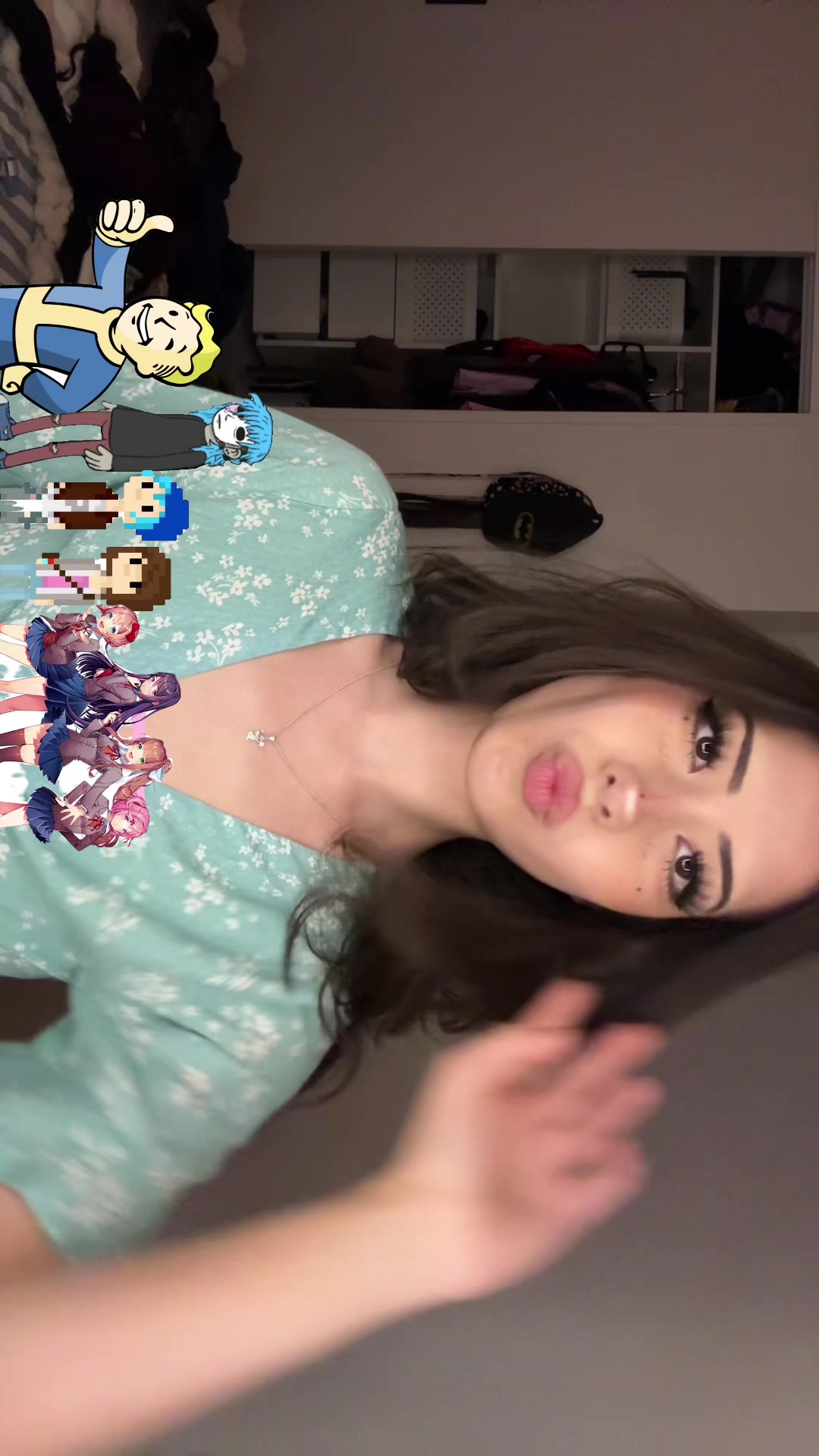 @larataz