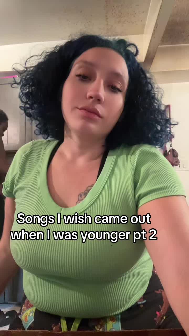 @JustaContentHouse