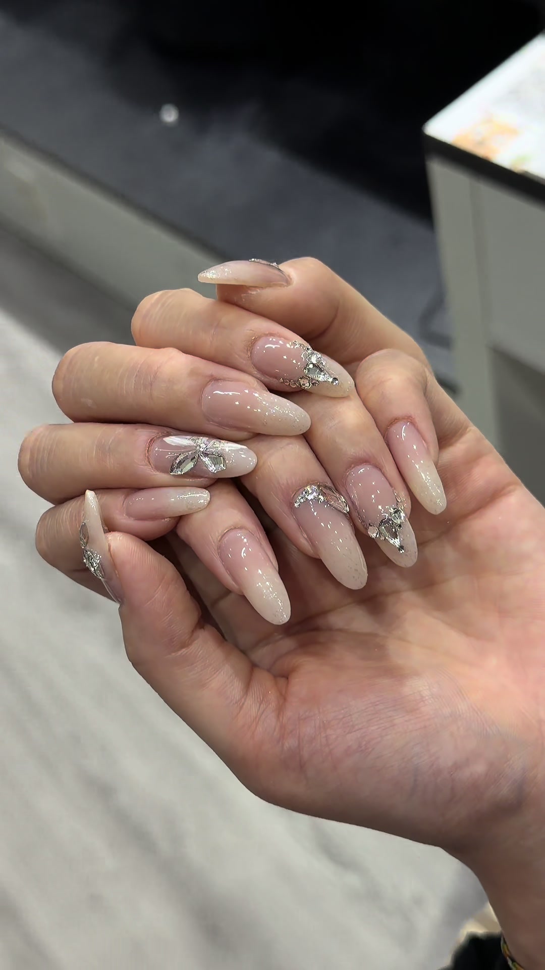 @LylyNailDesign
