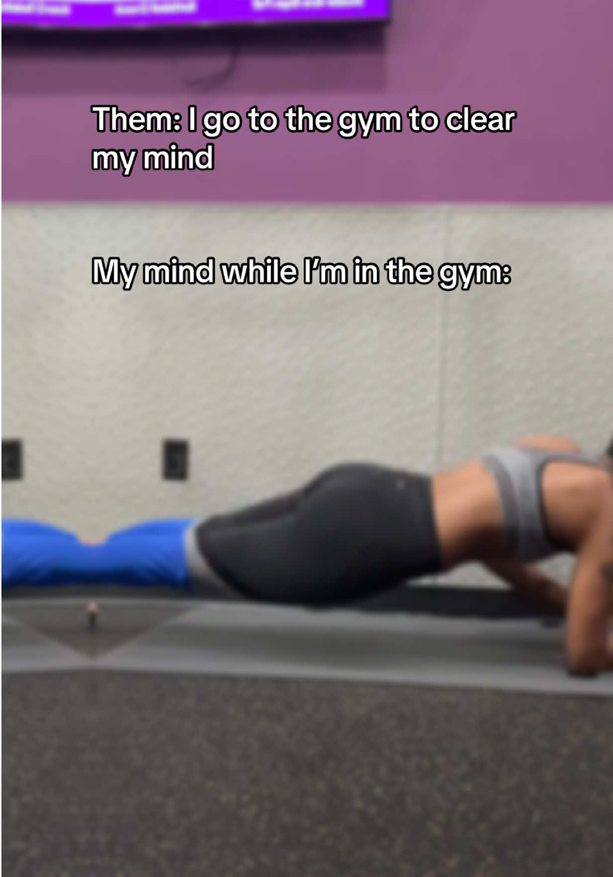 @HeyyNell