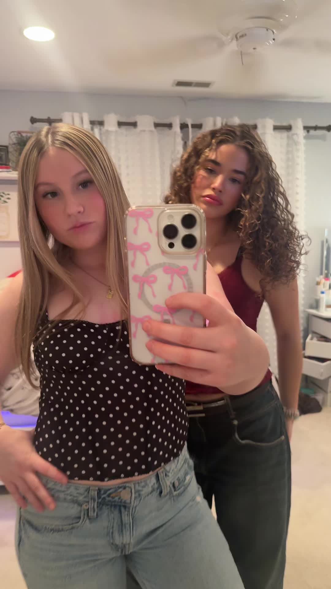 @kaitlyn 😇😇