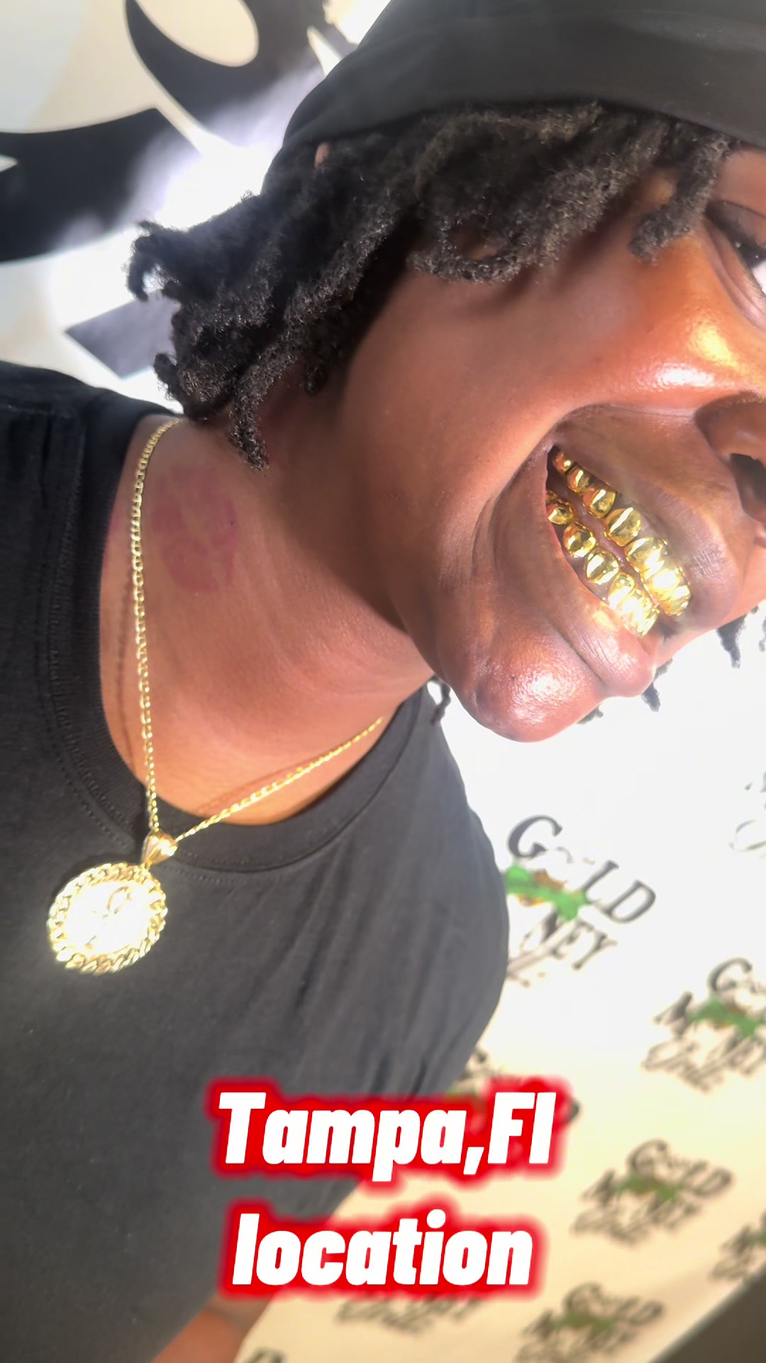 @GoldMoneyGrillz