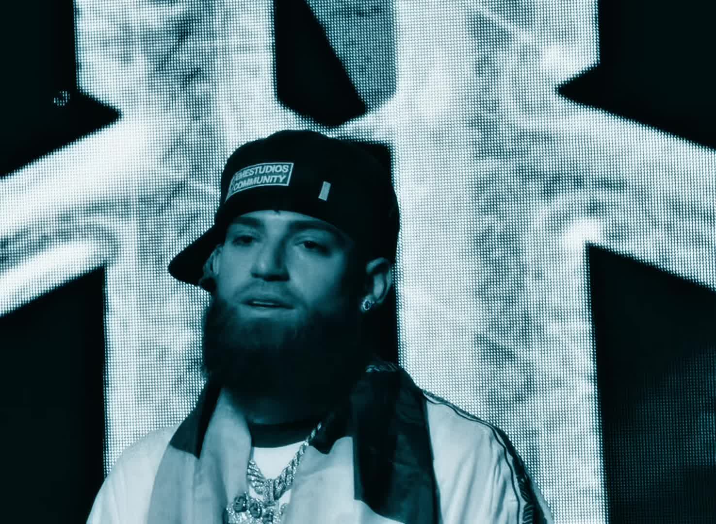 @🦇