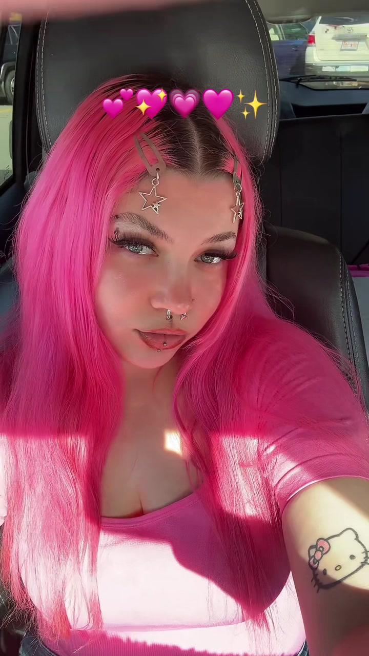 @mshellolitty