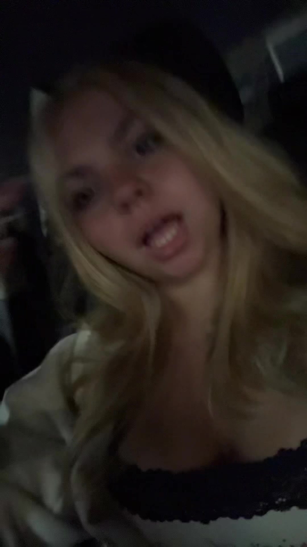 @🤓