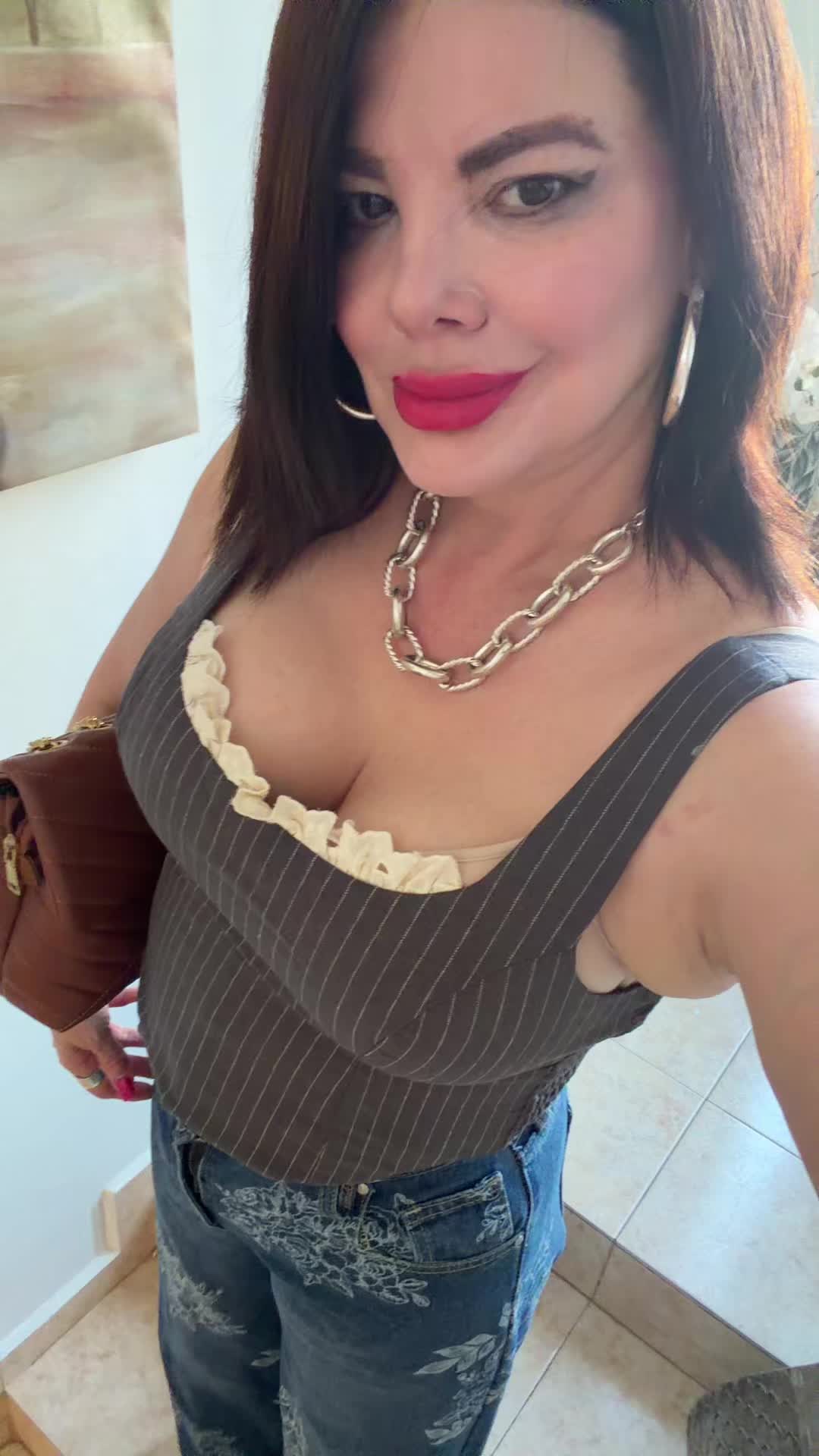 @Marisol