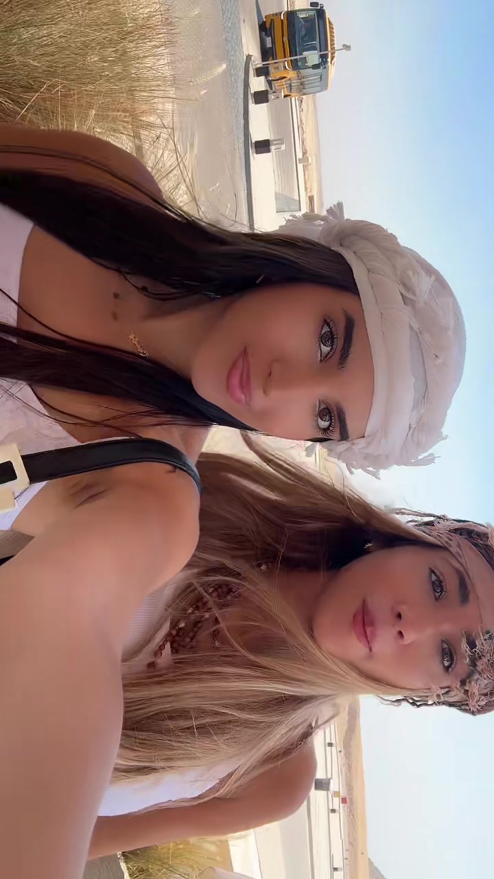 @jocieelena