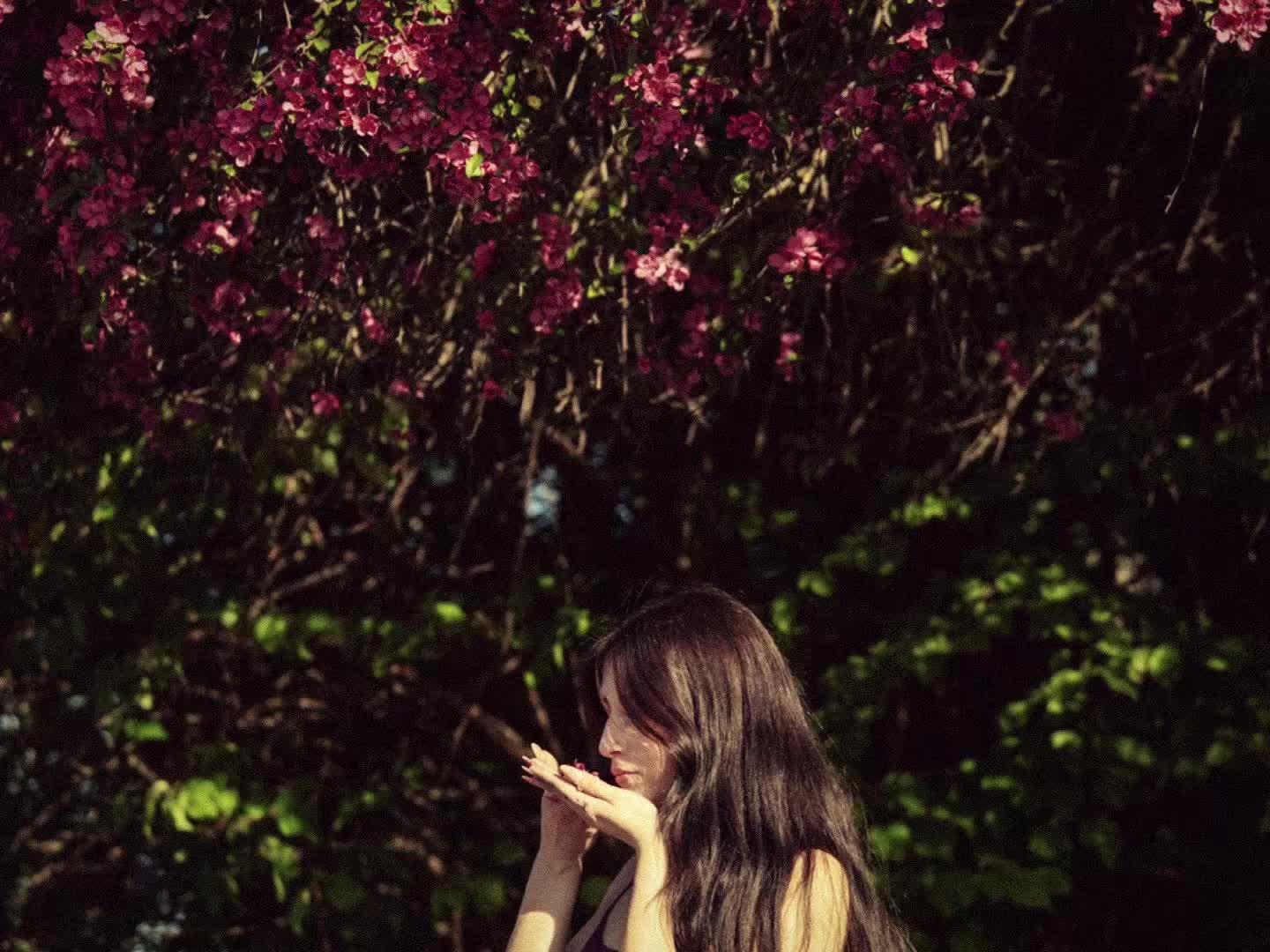@<3