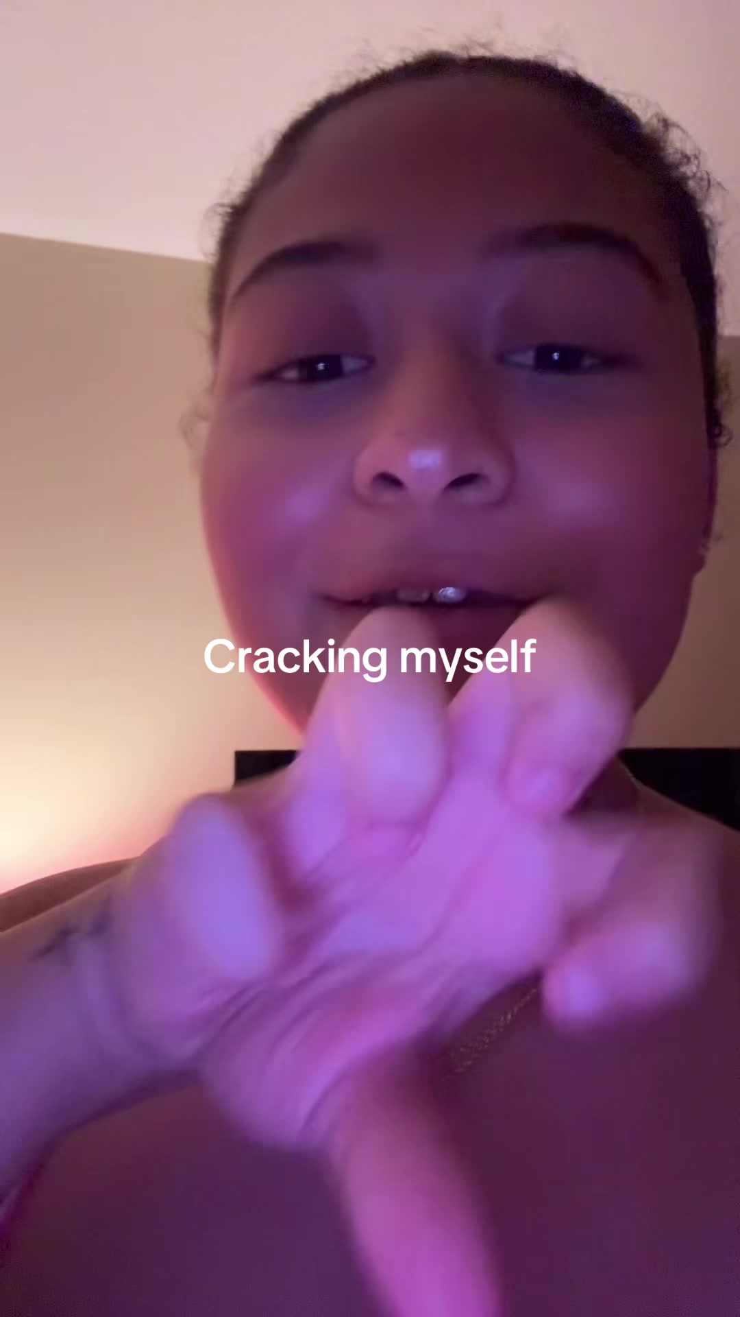 @Chlo