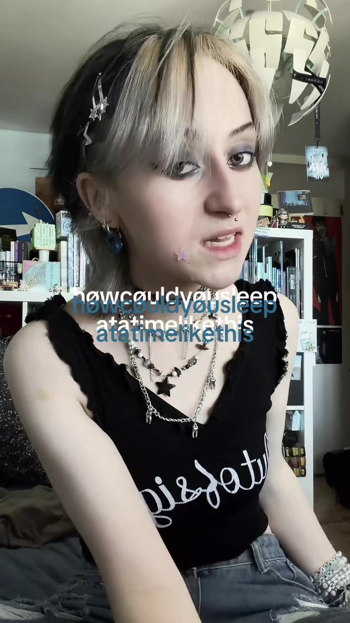 @navy_bluu