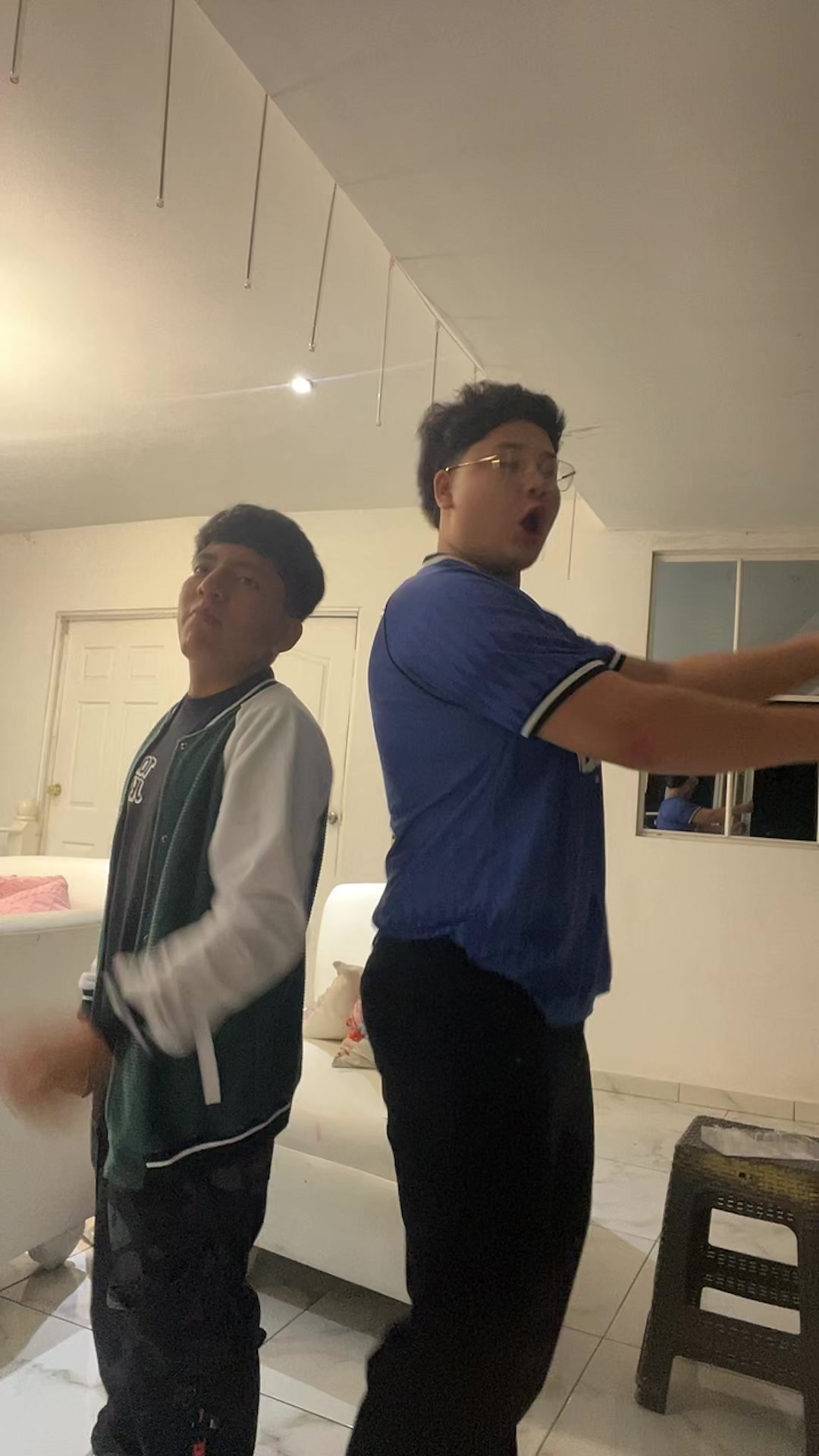 @Manes🔱