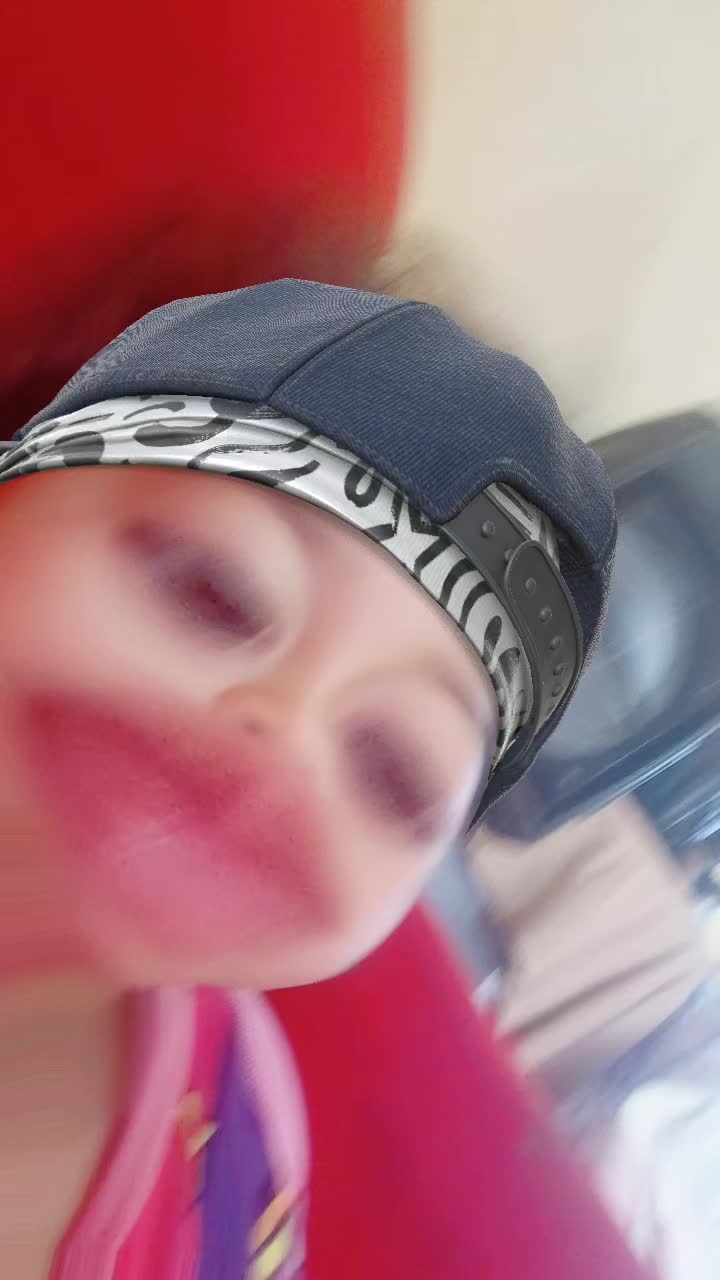 @Víaney