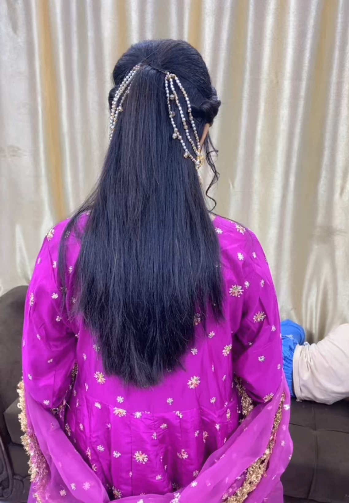 @Aqsa beauty clinic & institute